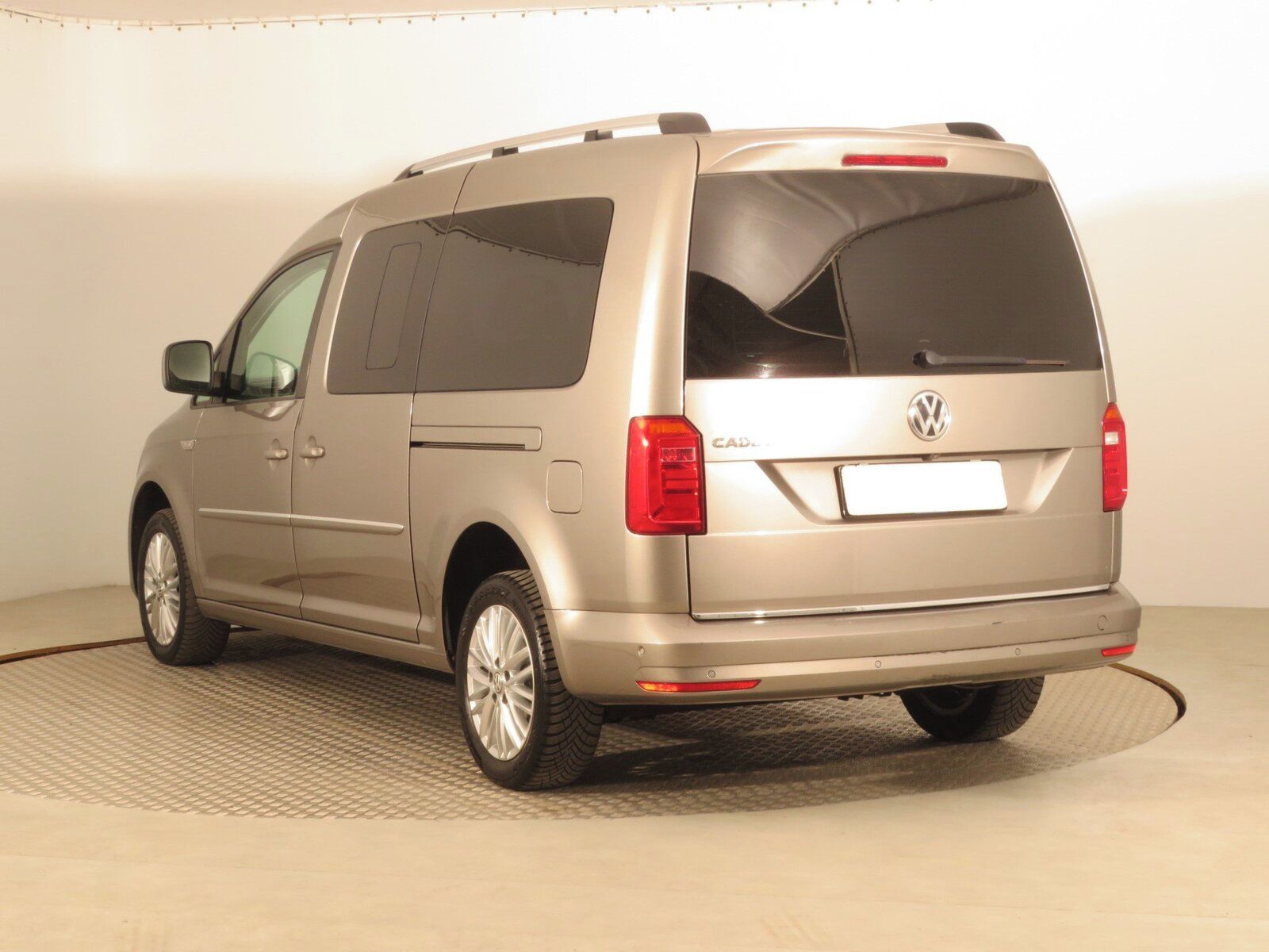 Volkswagen Caddy, Maxi 2.0 TDI, Highline, 5Míst - fotka 4