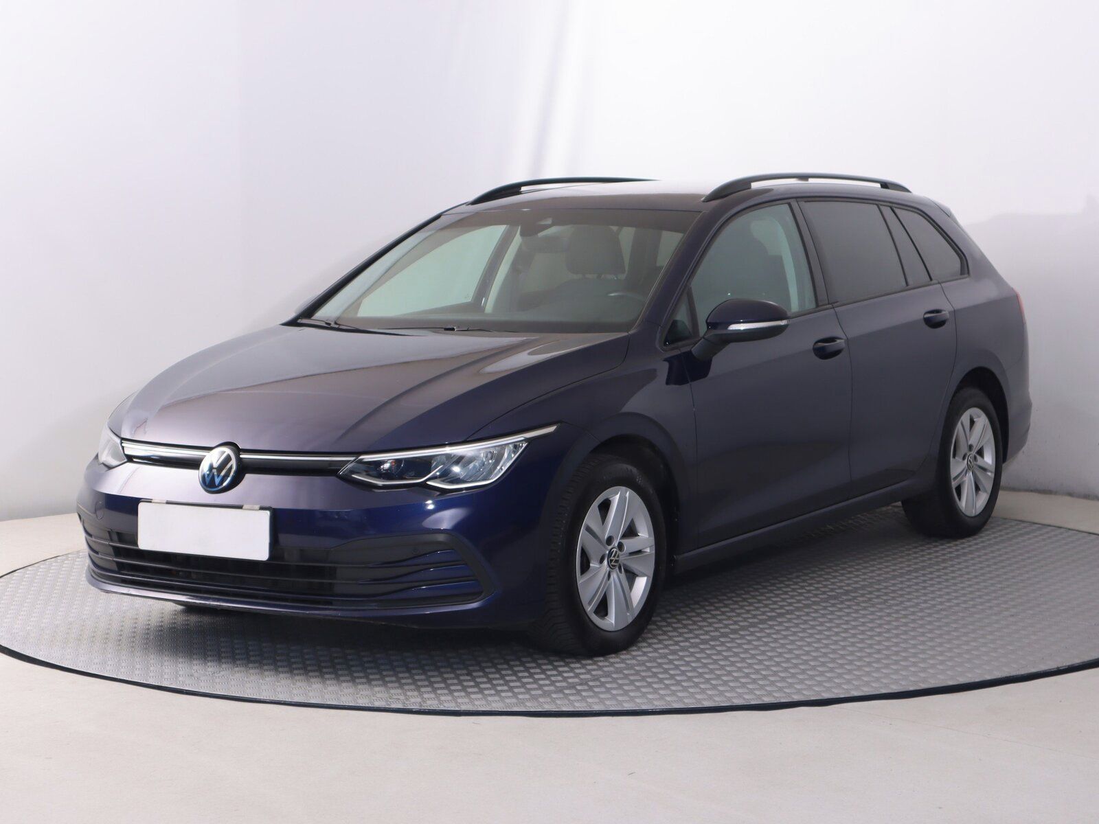 Volkswagen Golf, 2.0 TDI, Life, Serv.kniha - fotka 2