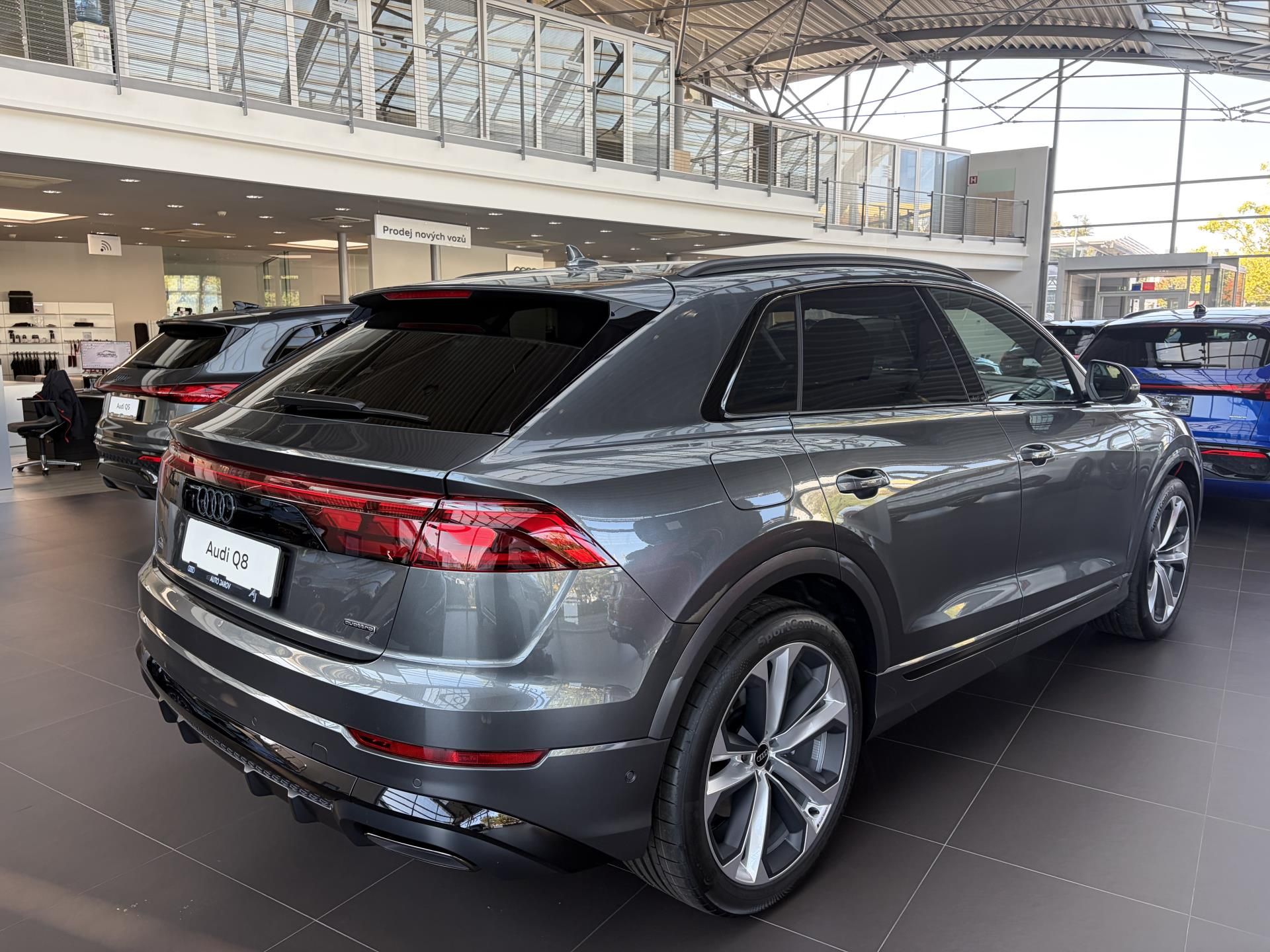 Audi Q8, TDI quattro 210 kW tiptronic - fotka 5