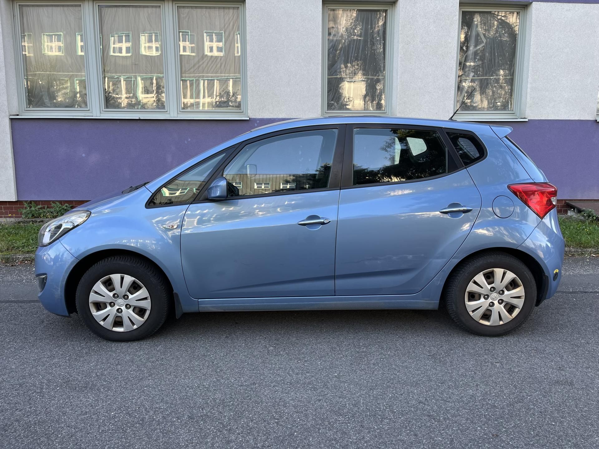 Hyundai ix20, 1,4i  /LPG/1.maj./ČR /servis - fotka 2