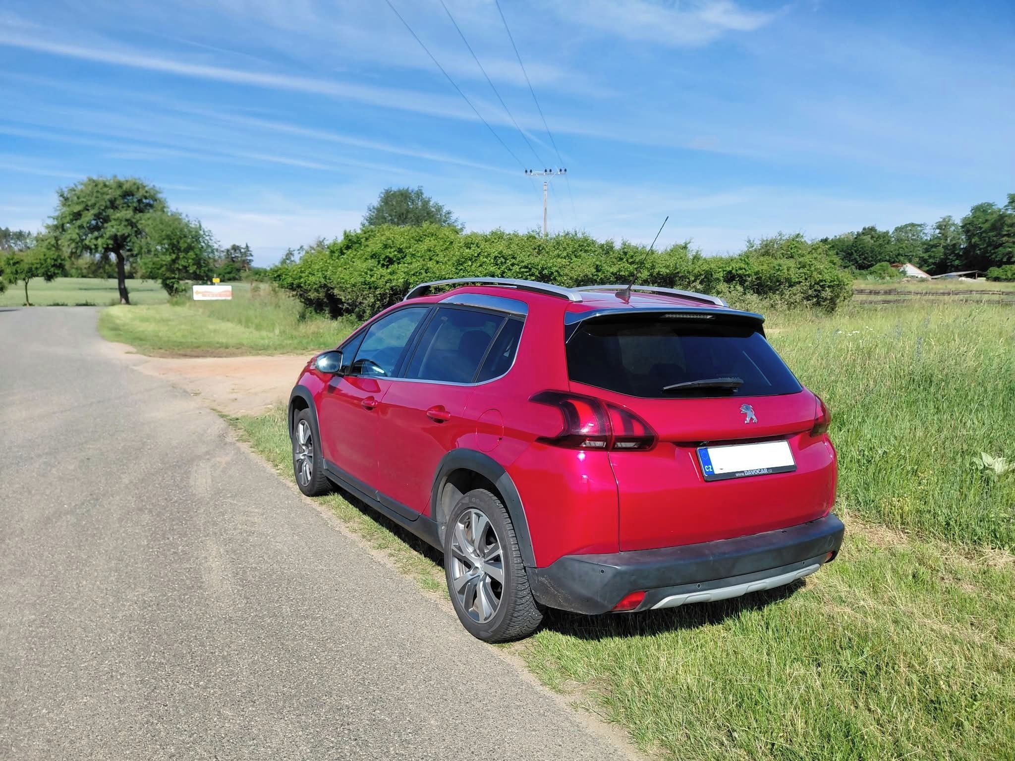 Peugeot 2008, Peugeot 2008 Allure 1.2 - fotka 5