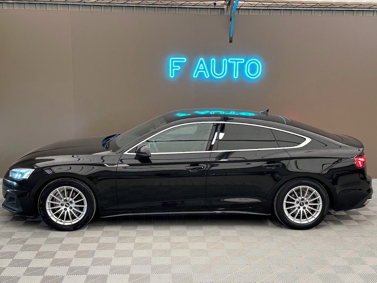 Audi A5, 35 TFSI Business Matrix S tron - fotka 5