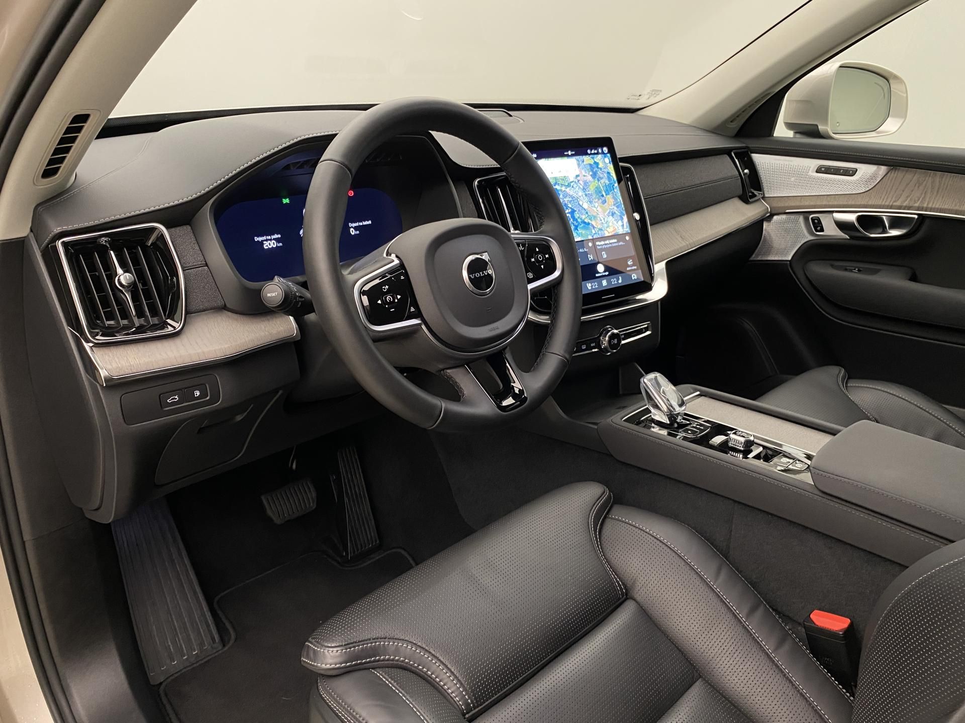 Volvo XC90, T8 AWD RECHARGE BRIGHT PLUS 7m - fotka 4