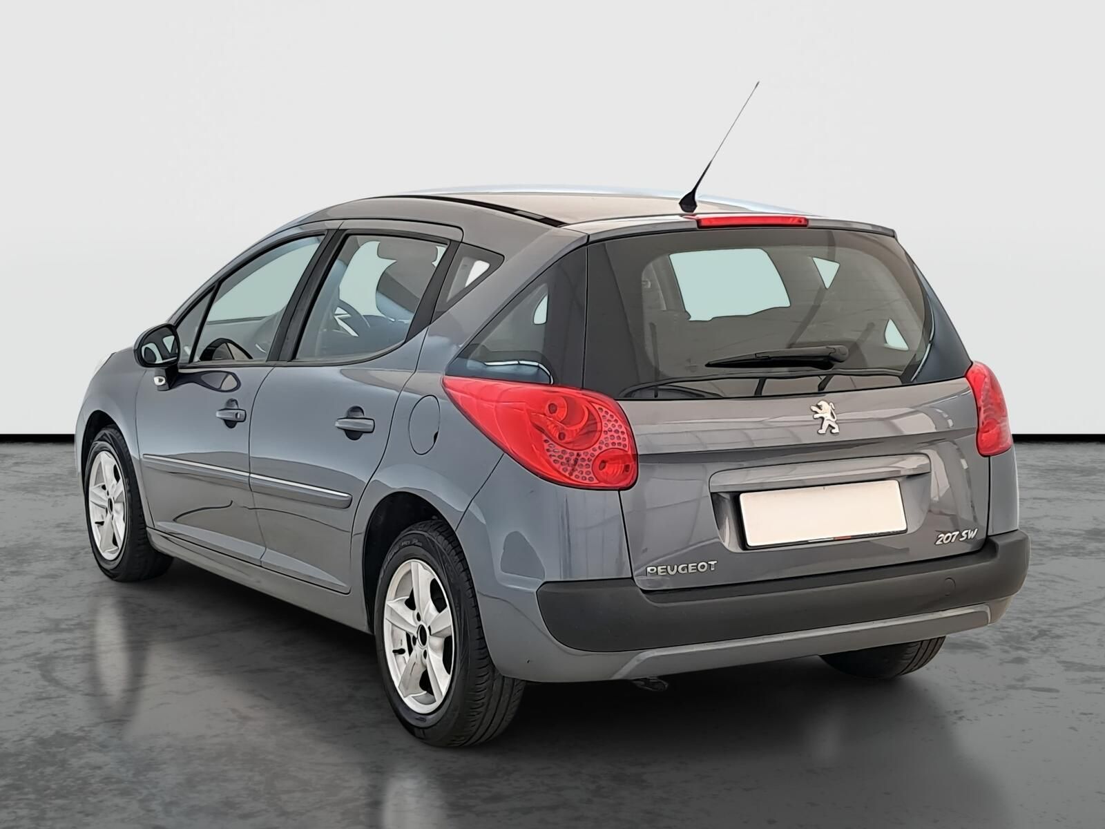 Peugeot 207, 1.4, ČR,1.maj, po STK - fotka 4