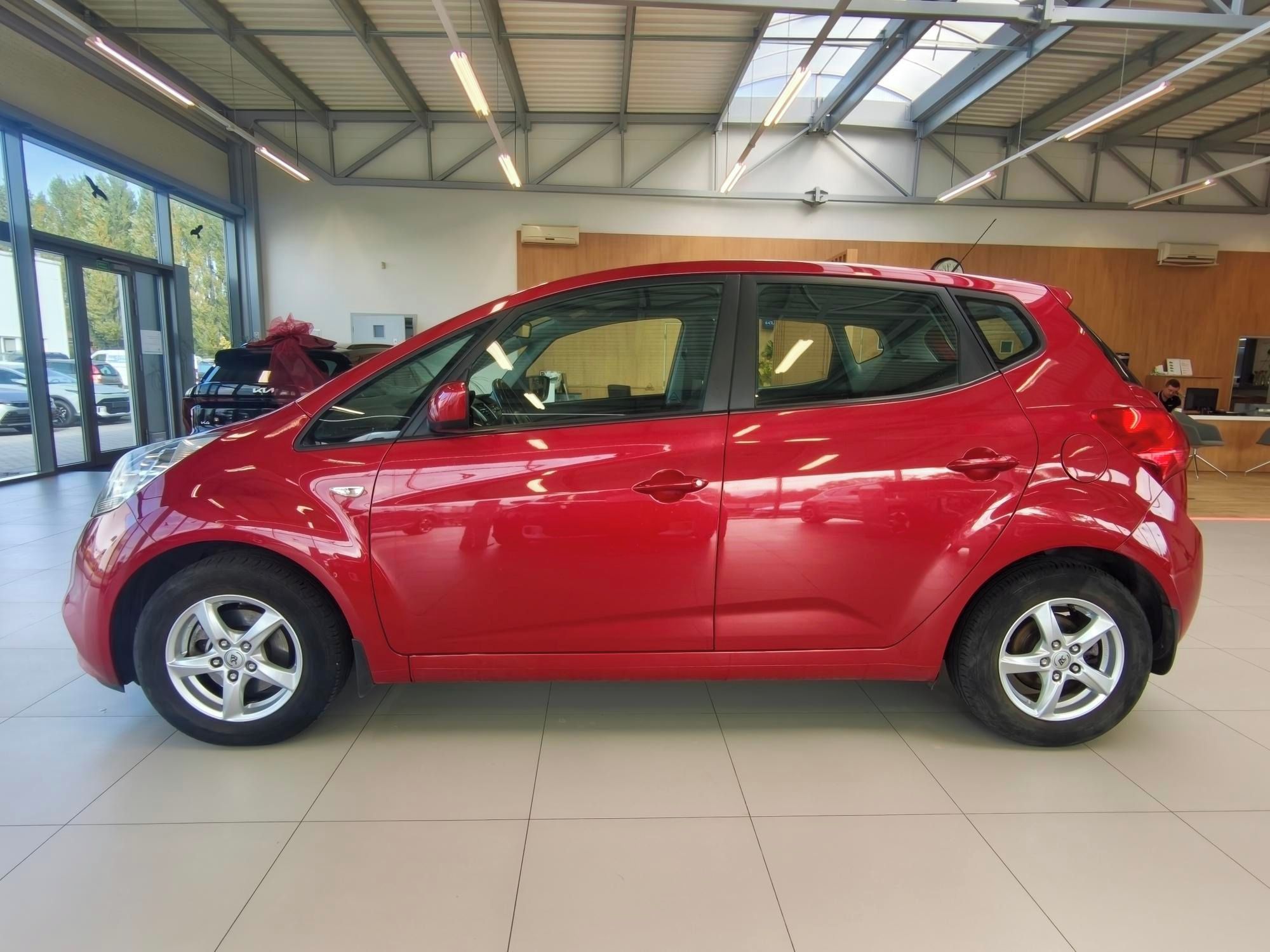 Kia Venga, 1,4 CVVT Cool 66kW - fotka 5