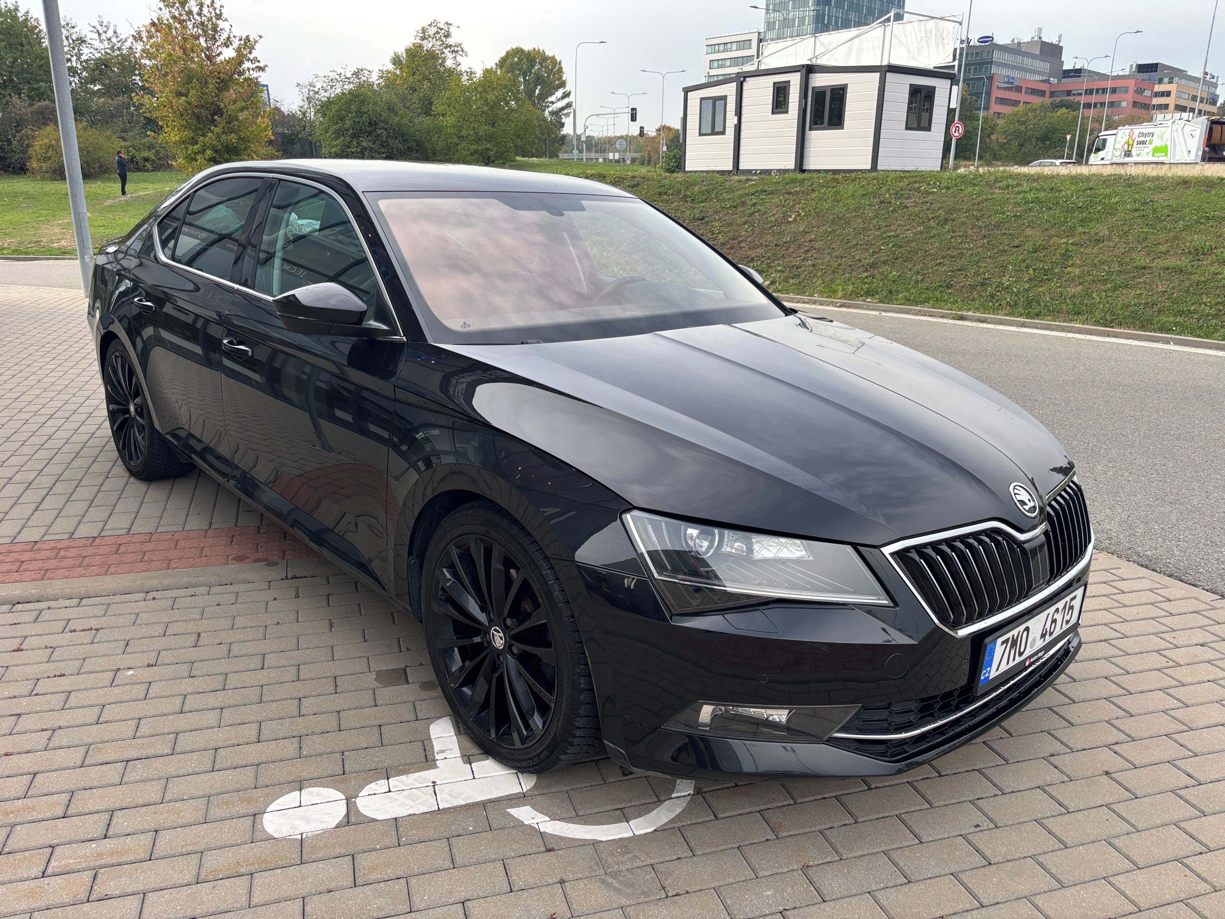 Škoda Superb, 2.0TDi140kW 1Majitel ČR Style - fotka 4