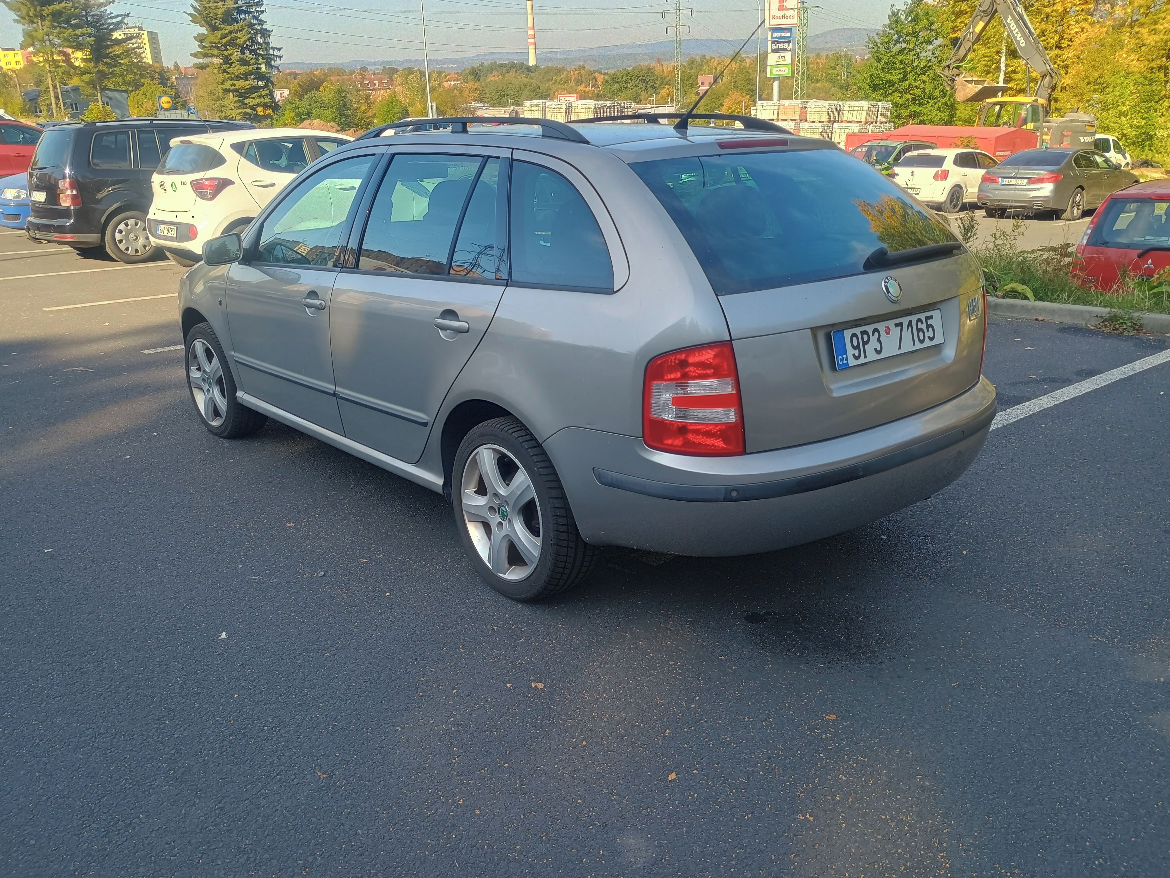 Škoda Fabia, Fabia 2.0MPI na opravu nebo ND - fotka 6
