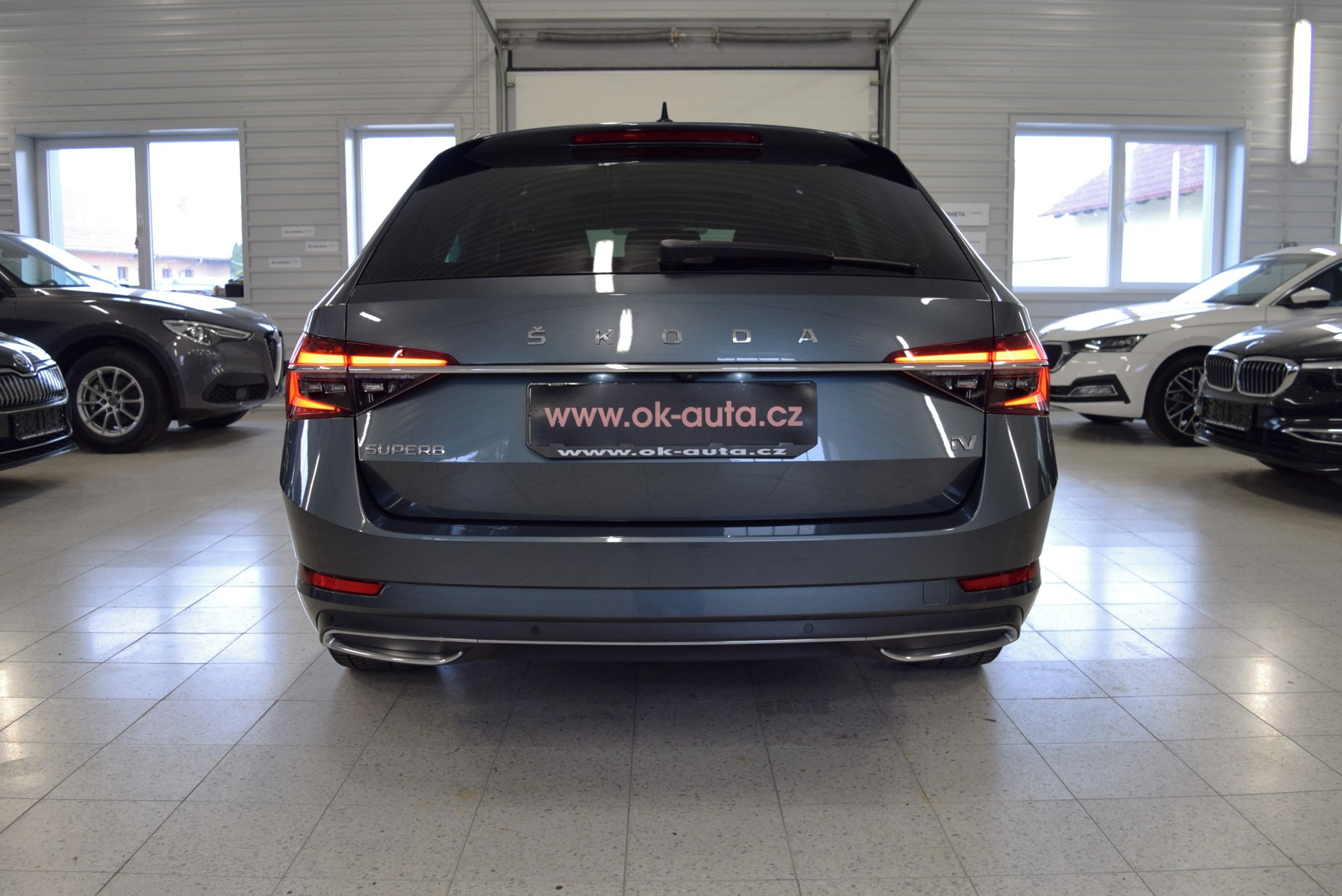 Škoda Superb, 1.4 TSI iV LAURIN & KLEMENT - fotka 5