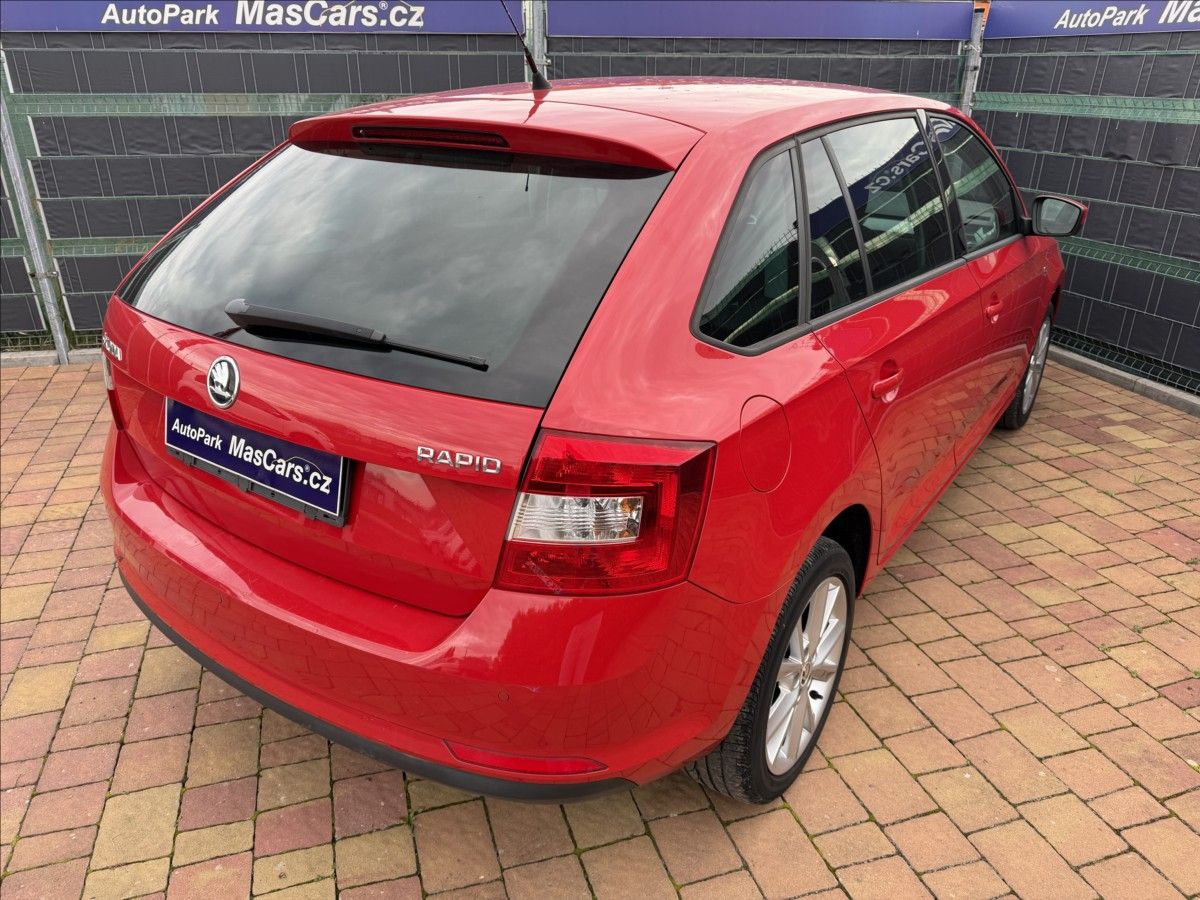 Škoda Rapid, 1.6 TDI Spaceback Ambition - fotka 5