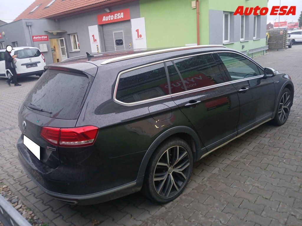 Volkswagen Passat, 2.0 TDi 4x4 - fotka 2