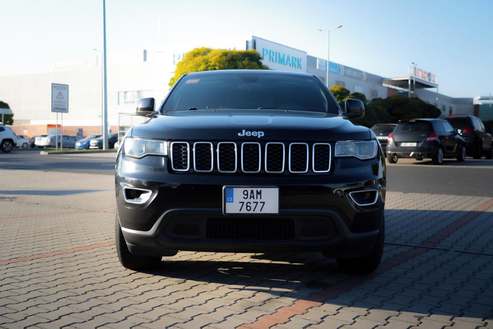 Jeep Grand Cherokee, LAREDO 3.6 V6 Pentastar USA - fotka 2