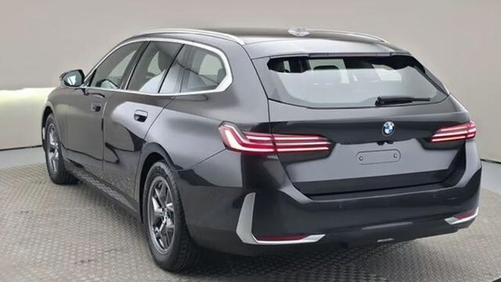 BMW Řada 5, 520 d xDrive Touring*Kůže*Navi - fotka 4