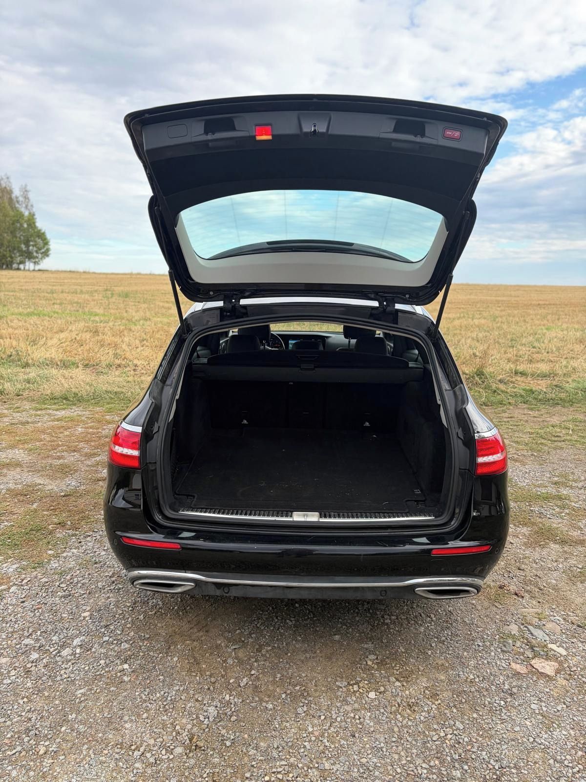 Mercedes-Benz Třídy E, d 4MATIC T-Modell - fotka 5