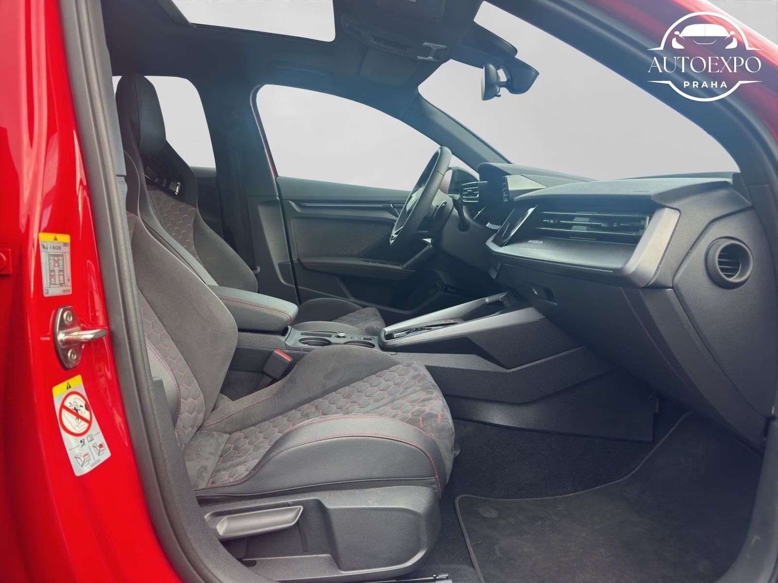 Audi RS3, LIMOSINE* TFSI *RS-* - fotka 6