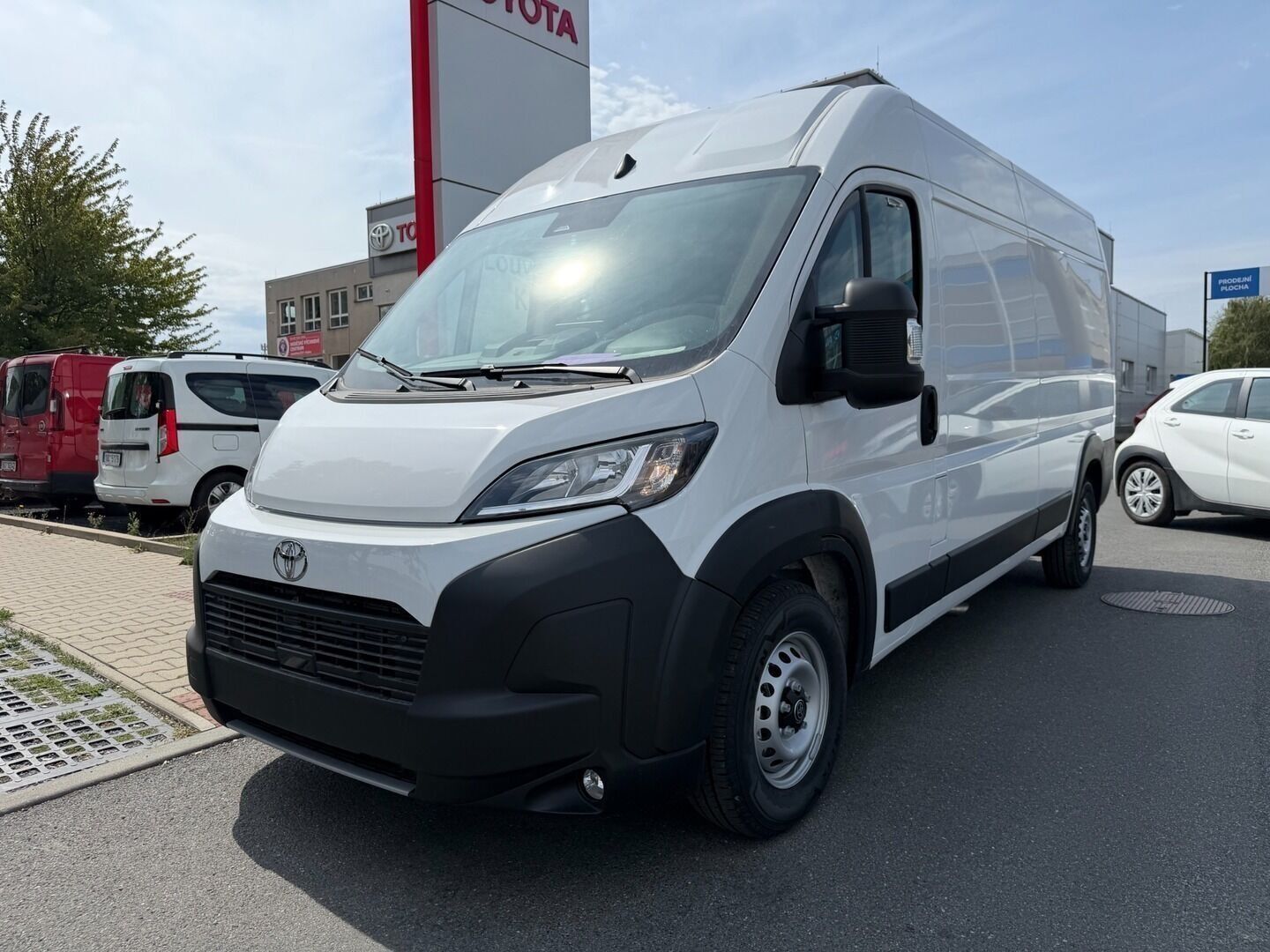 Toyota Proace, L3H2 140k Active 270°