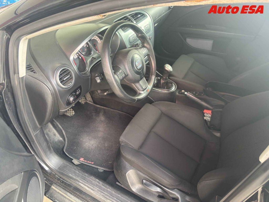 Seat Leon, 2.0 TDi - fotka 3