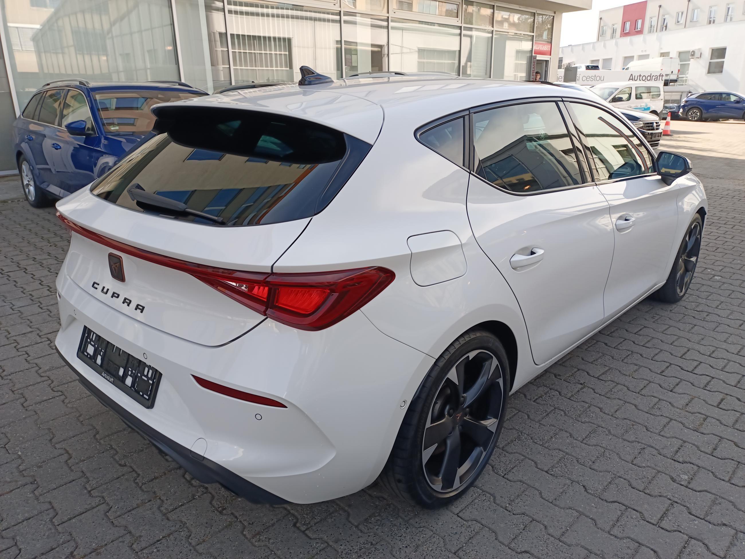 Cupra Leon, Cupra 2.0 TSI 180kW / DCC - fotka 6