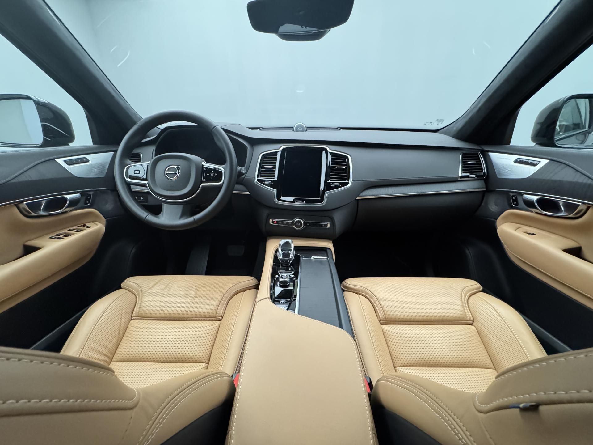 Volvo XC90, T8 AWD RECHARGE ULTIMATE 1.maj - fotka 2