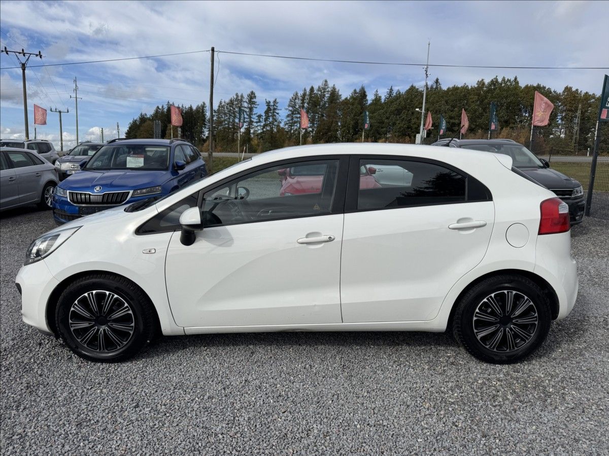 Kia Rio, 1,3   i 62KW 1.MAJITEL - fotka 4