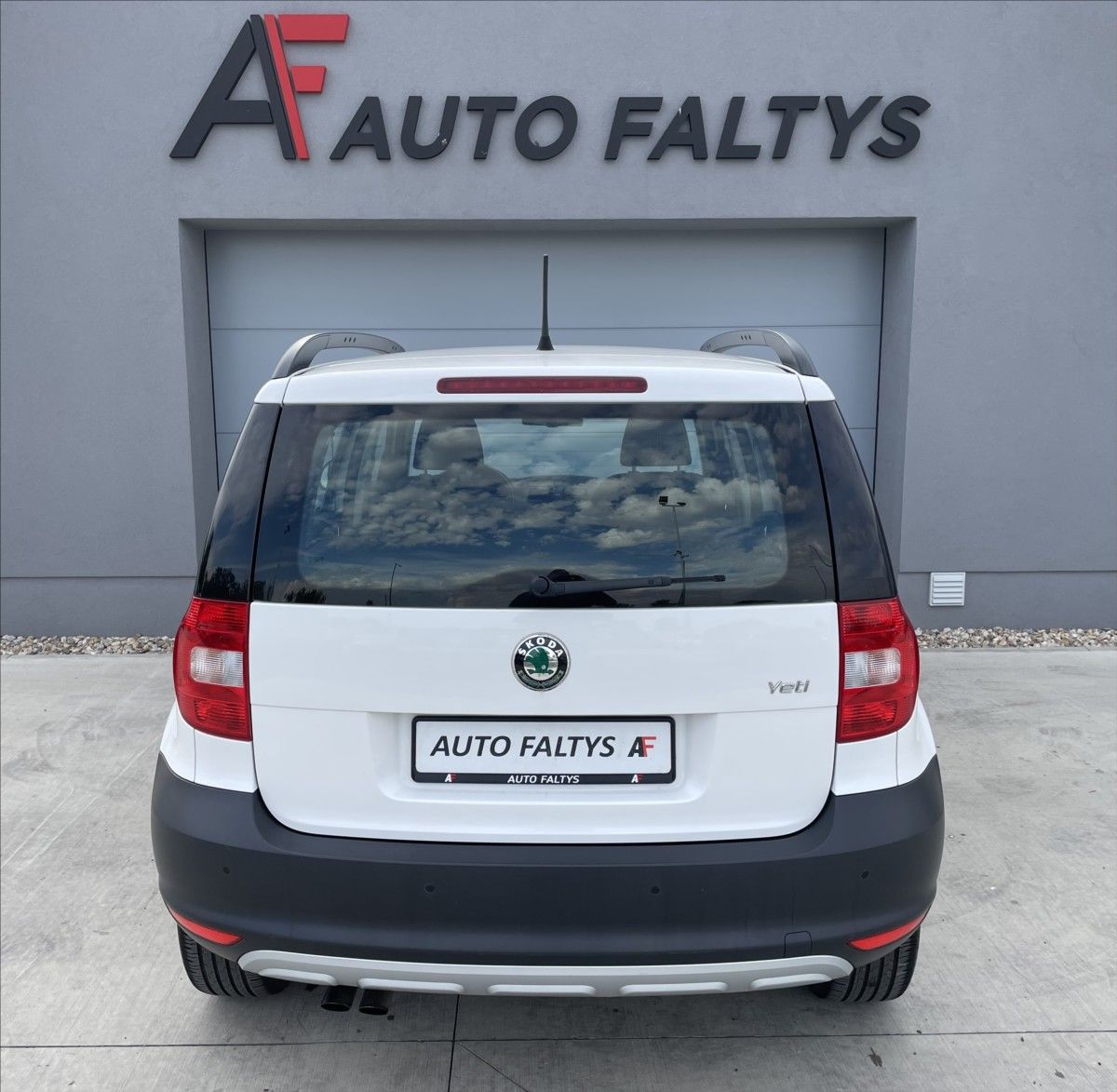 Škoda Yeti, 2,0 TDI 81KW 4X4 ČR. - fotka 4