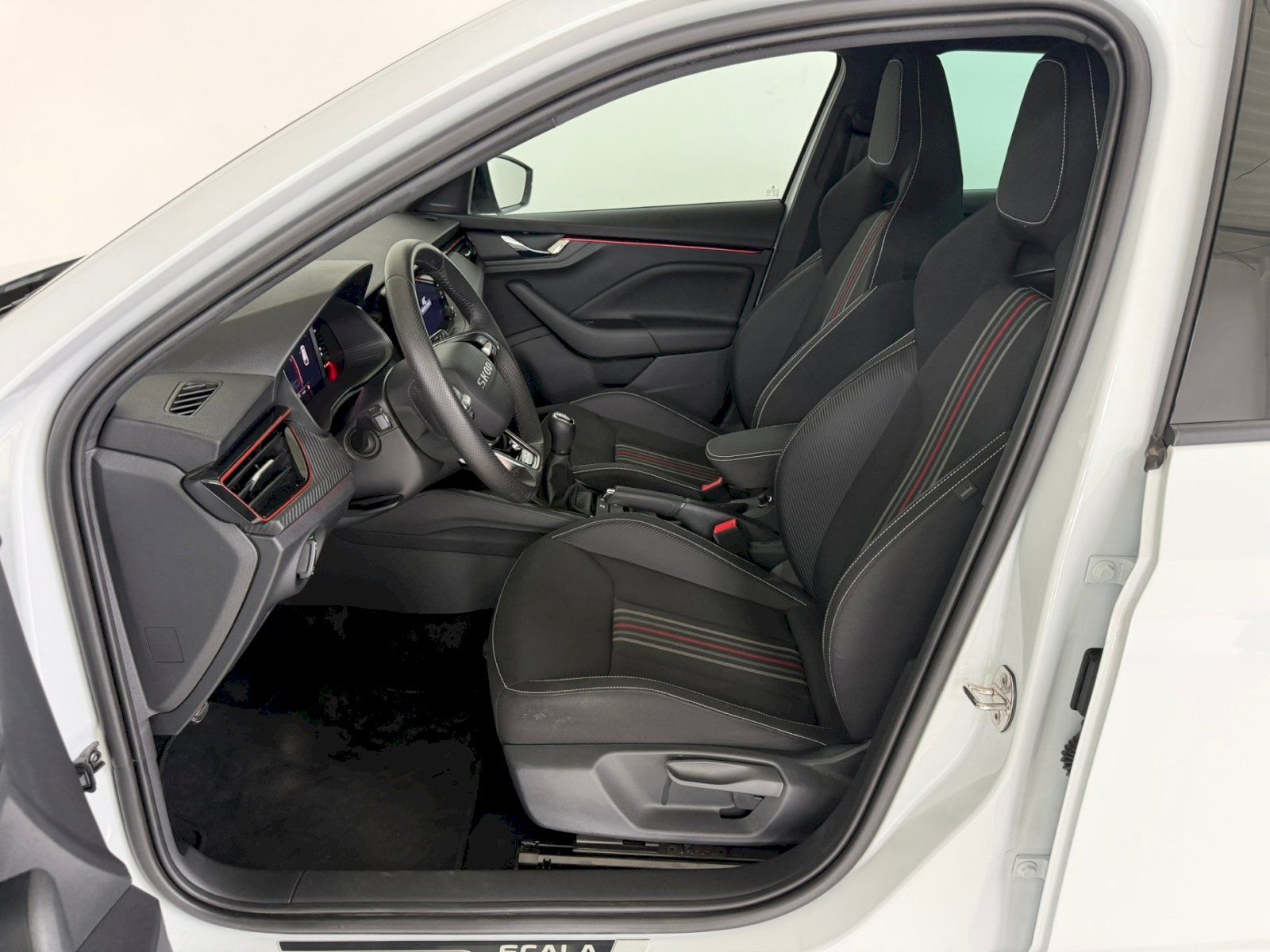 Škoda Scala, 1.0 TSI 85 kW Monte Carlo - fotka 6
