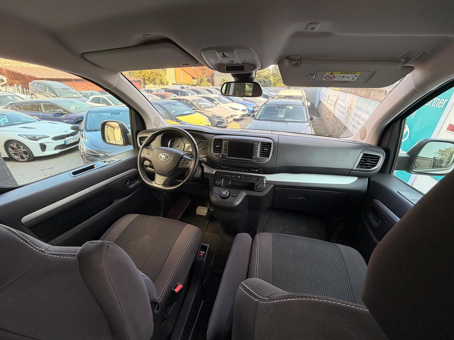 Toyota Proace Verso, 2.0-1.MAJ-DPH-AUT-BUSINESS - fotka 3