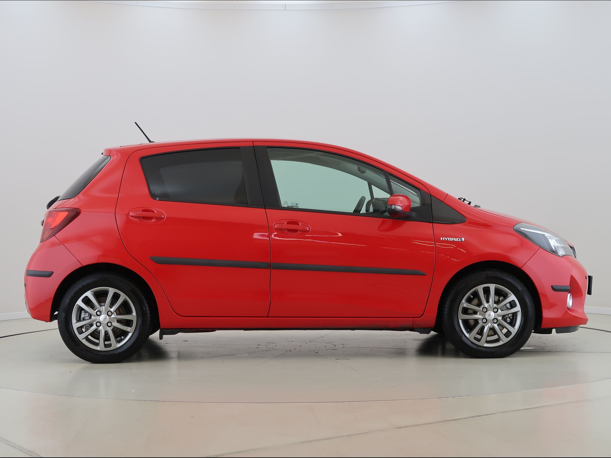 Toyota Yaris, 1.5Hybrid,Active,CZ - fotka 4
