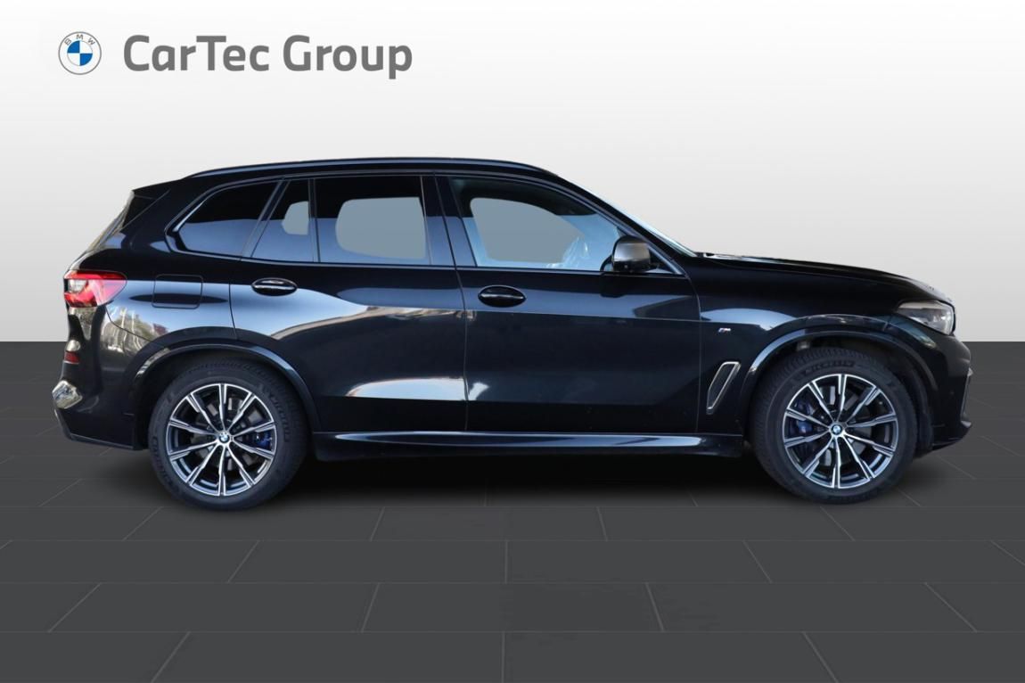 BMW X5, M50d - fotka 6