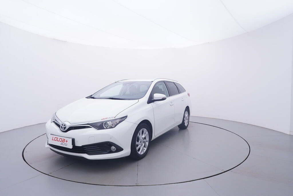 Toyota Auris, Active Trend 1.6 Valve Matic 9