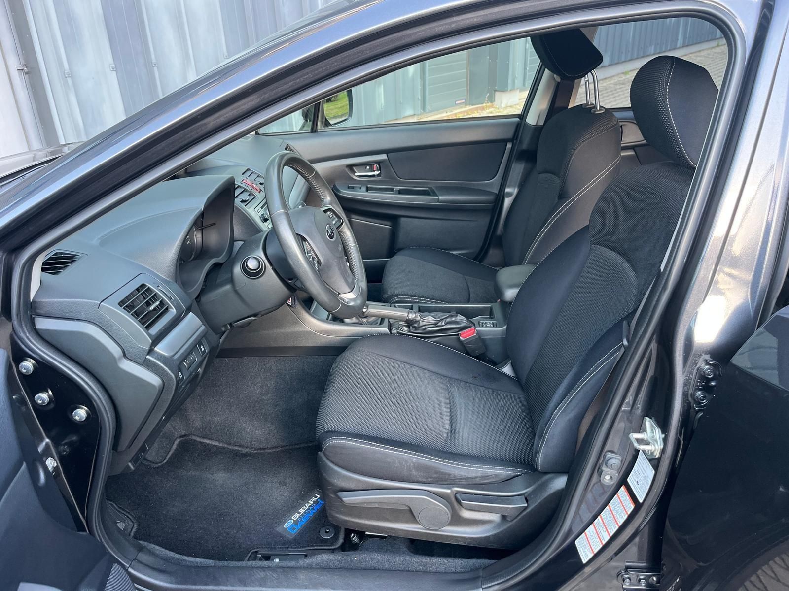Subaru XV, 2,0i AWD Comfort / servis.kn. - fotka 6