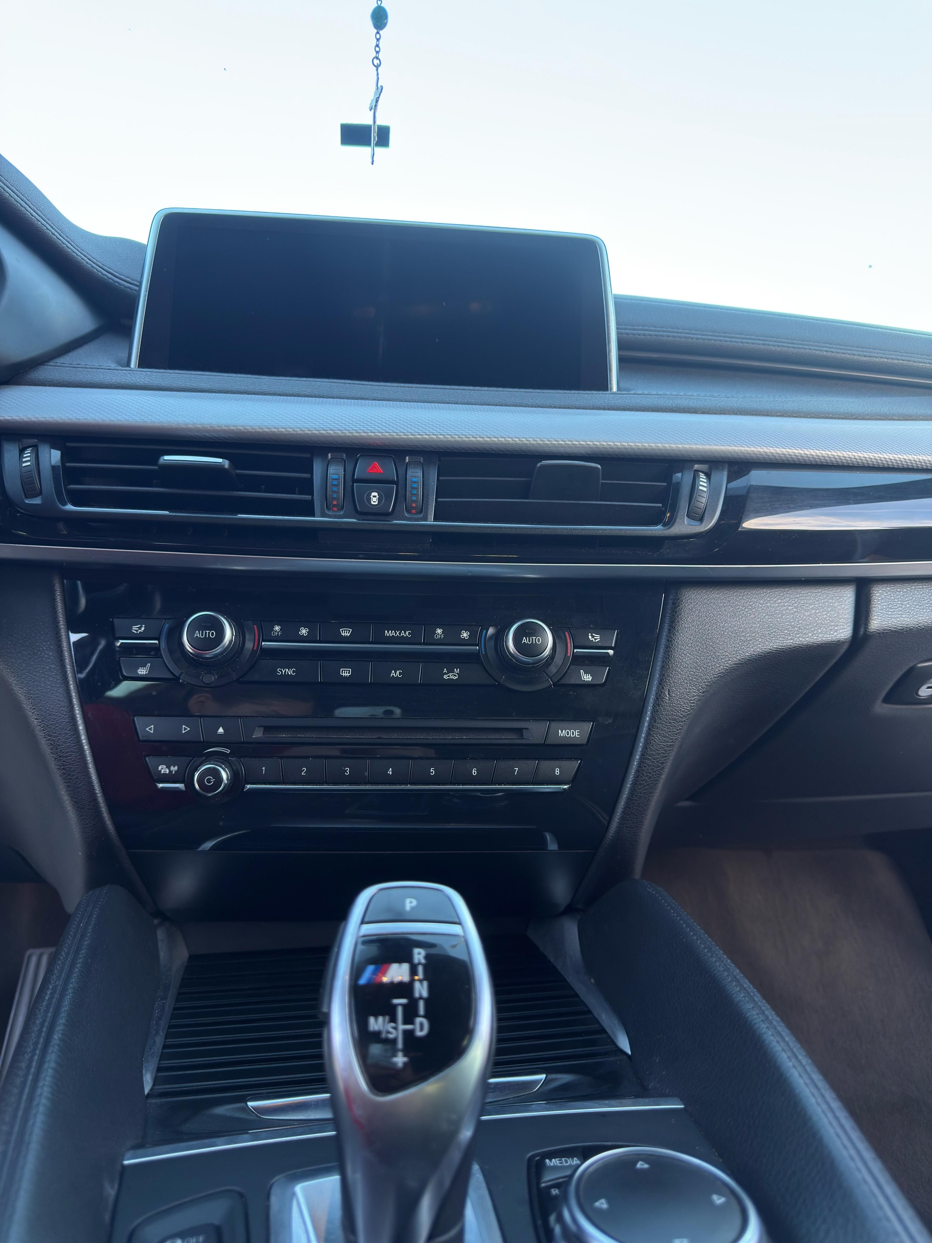 BMW X6, BMW X6 M50D PO GO Komplet - fotka 6