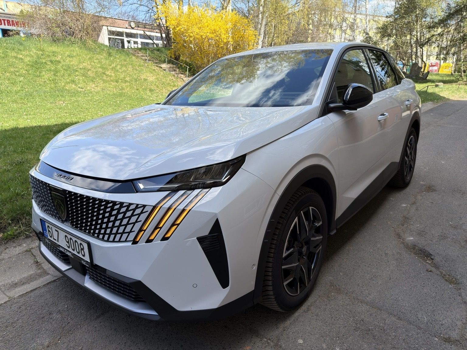 Peugeot 3008, Hybrid 136 e-DCS6 Záruka 5 let