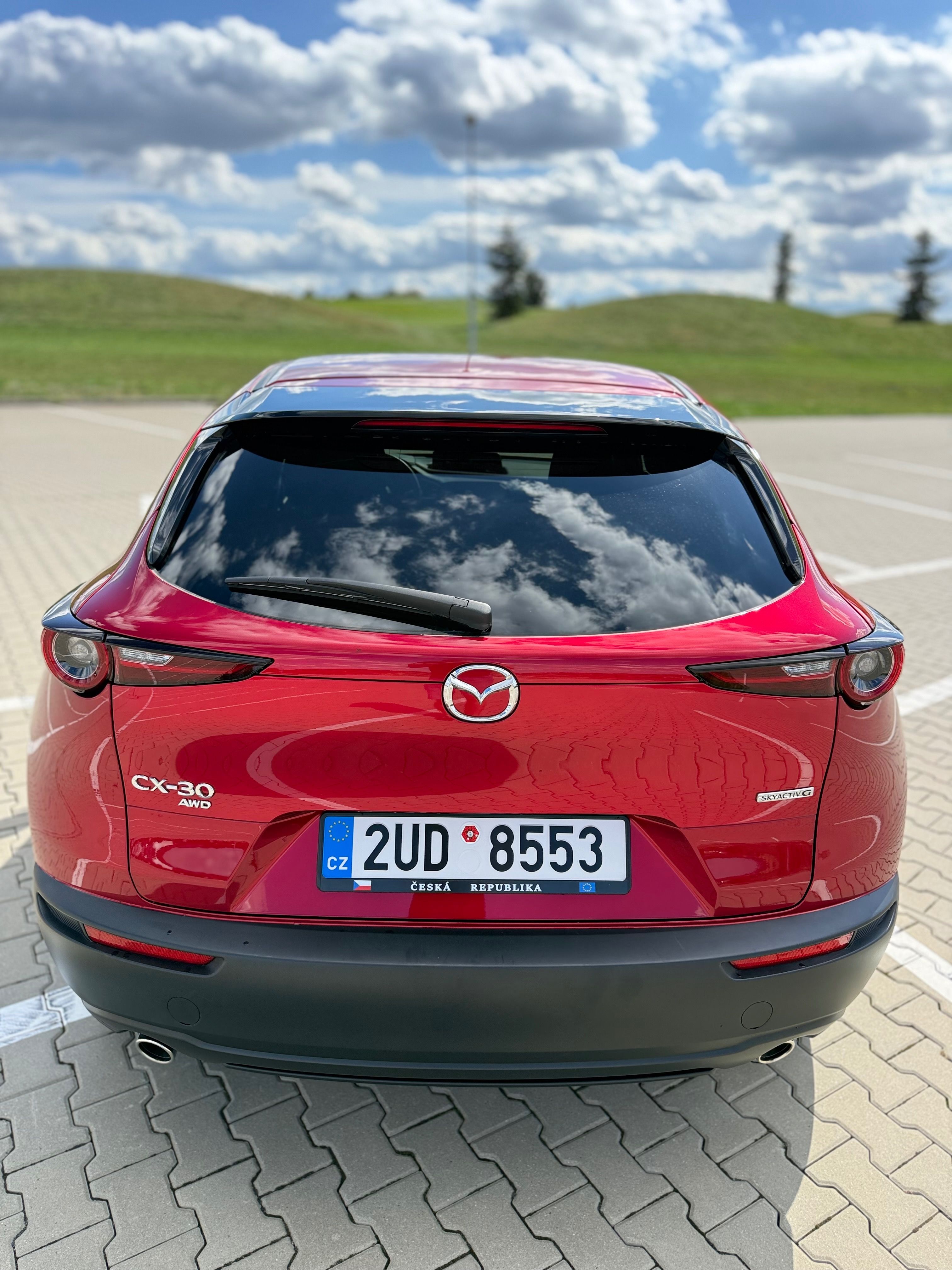 Mazda CX-30, 2.5i SkyActive AWD 4x4 - fotka 5