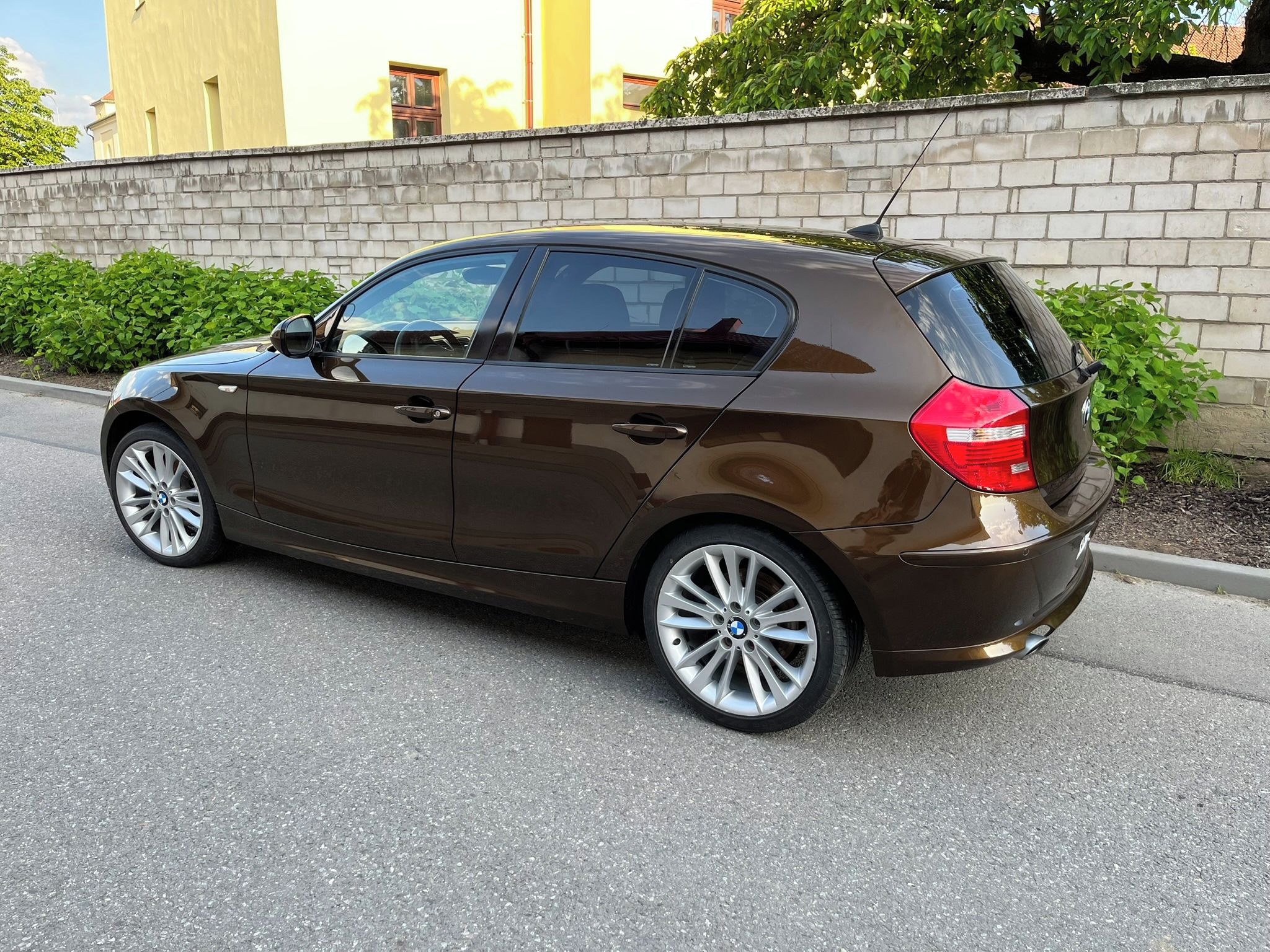 BMW Řada 1, BMW 118D Lifestyle Edition - fotka 3