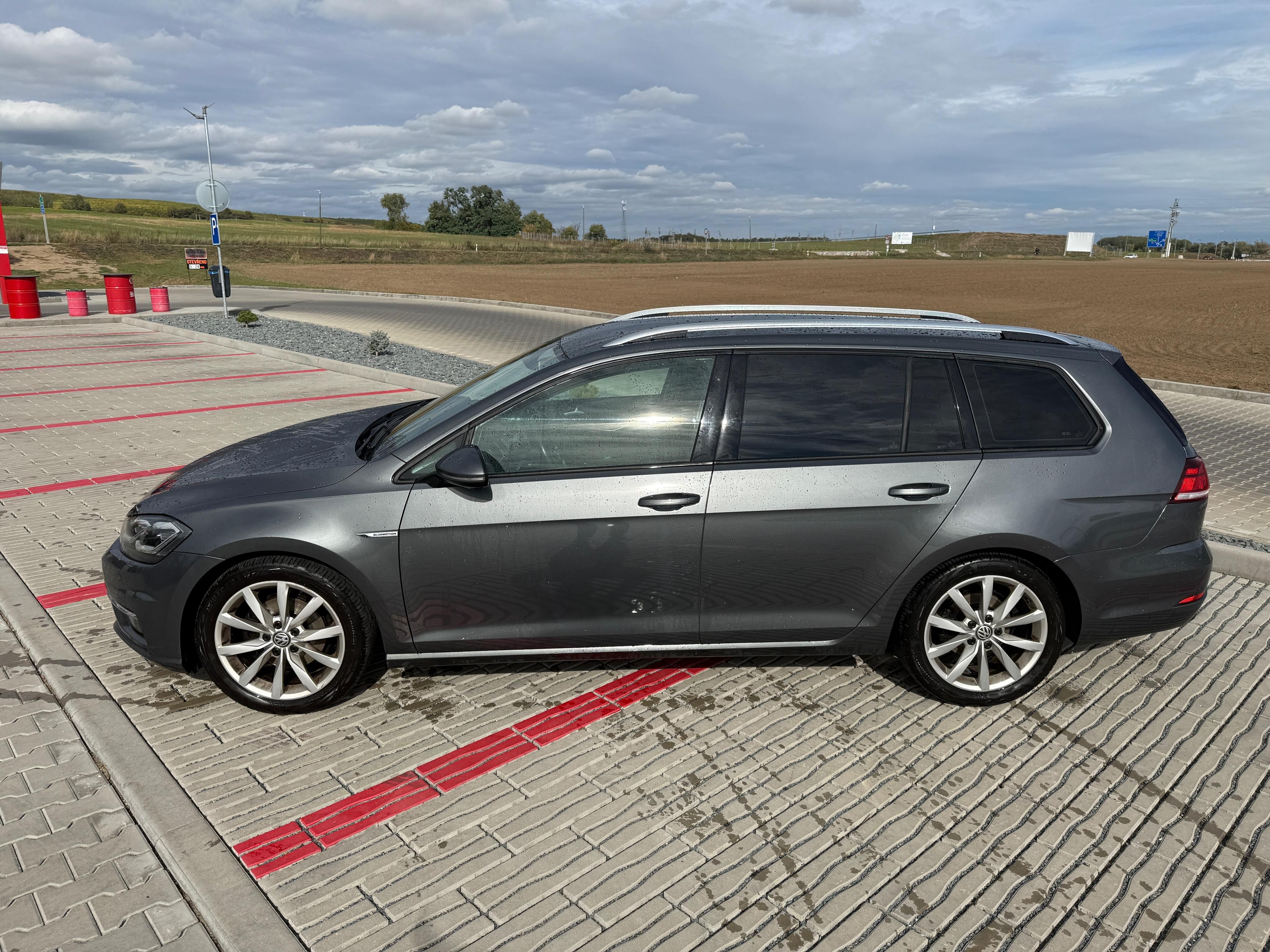 Volkswagen Golf, VW Golf 1,5 TSI 96kw ME - fotka 5