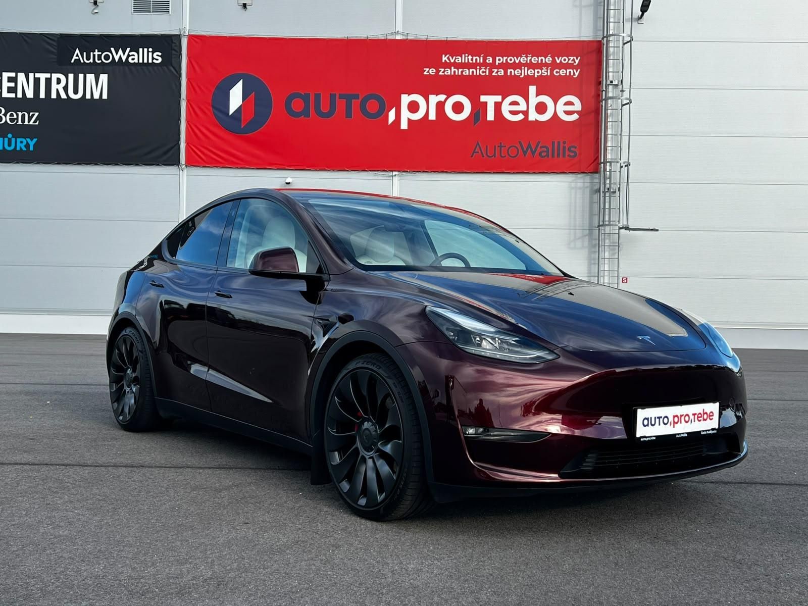Tesla Model Y, Performance 393kW FSD DPH TZ - fotka 2