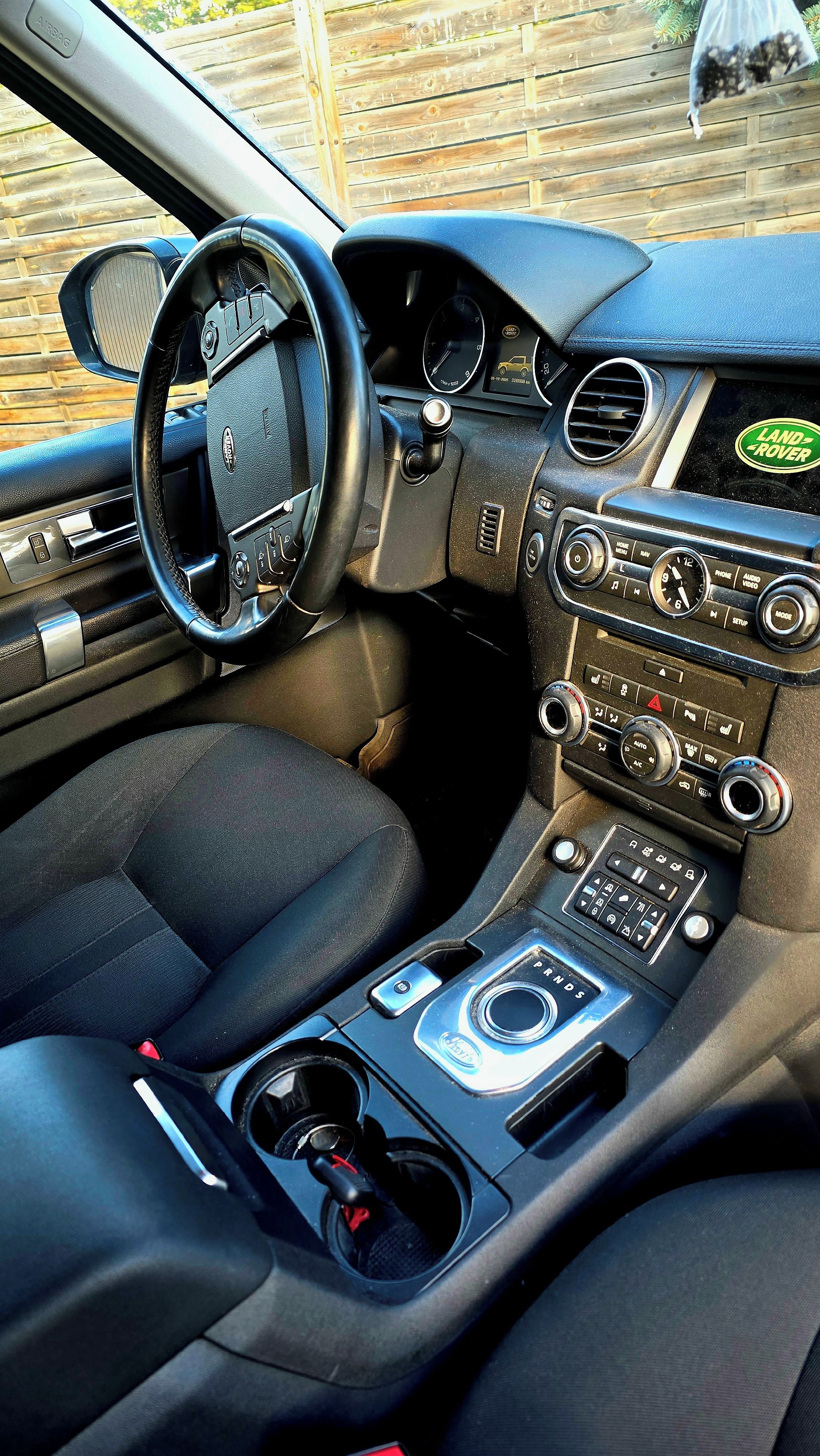 Land Rover Discovery, Land Rover Discovery 4 - fotka 3