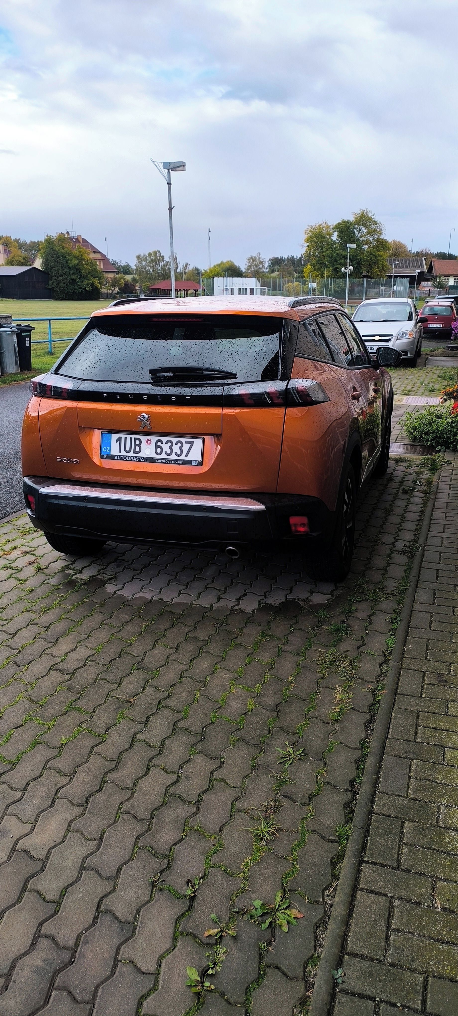 Peugeot 2008, ALLURE 1.5 BlueHDi 110 - fotka 4