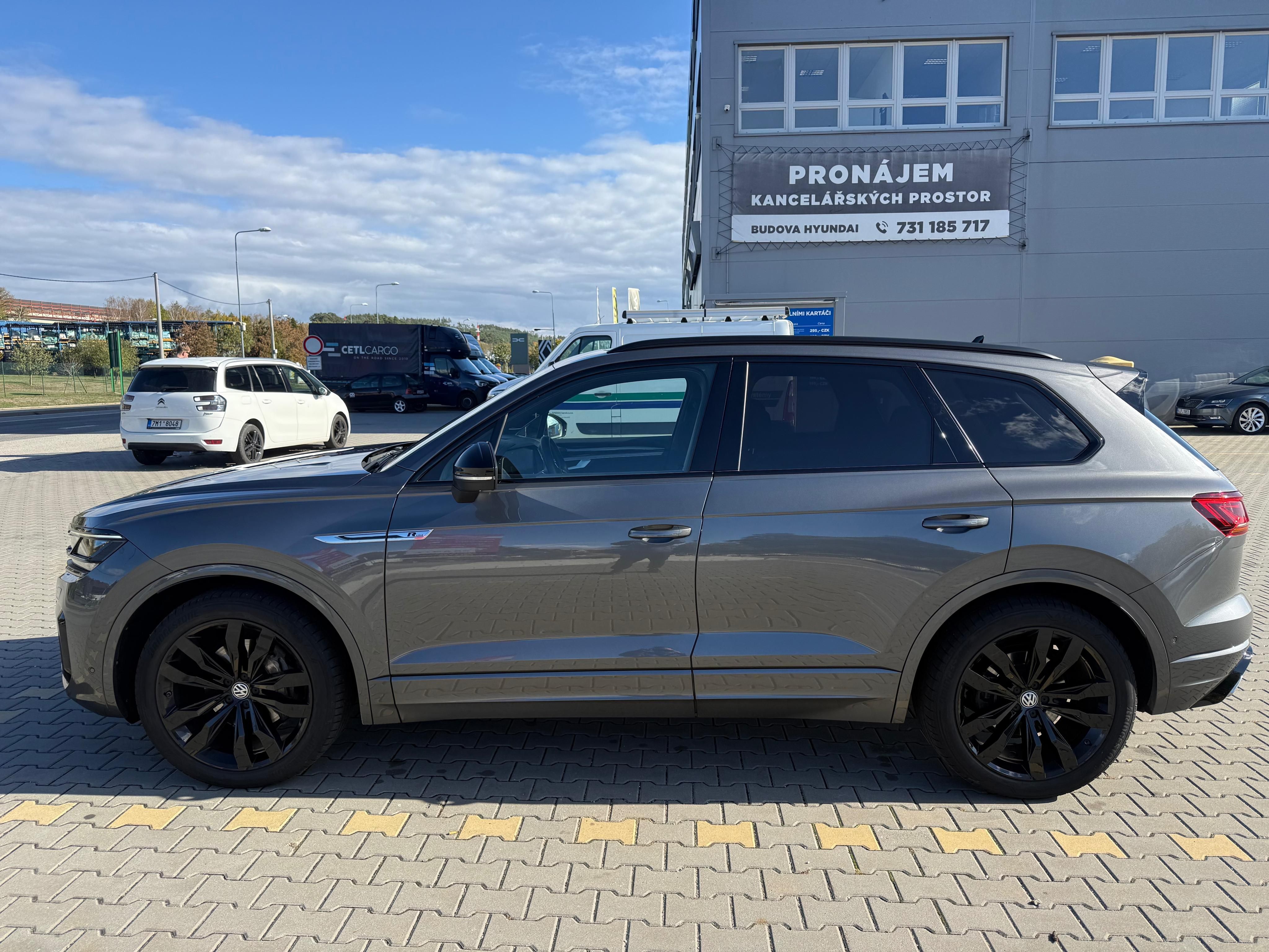 Volkswagen Touareg - fotka 3