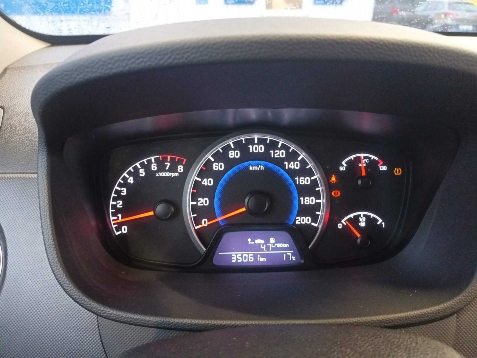 Hyundai i10, 1.0, ČR,1.maj, Serv.kniha - fotka 3
