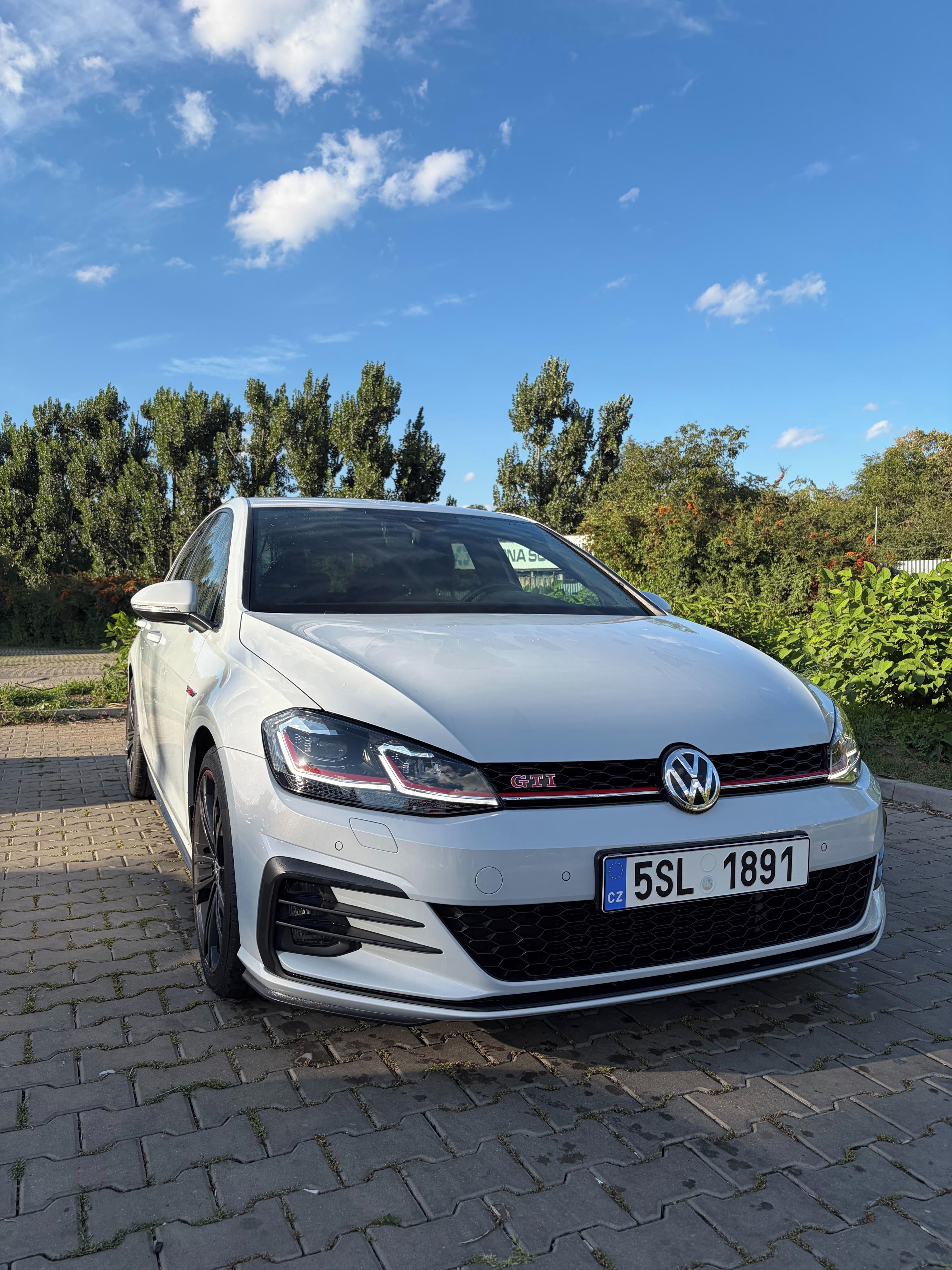 Volkswagen Golf, GOLF GTI 7.5 DSG PERFORMANCE - - fotka 2