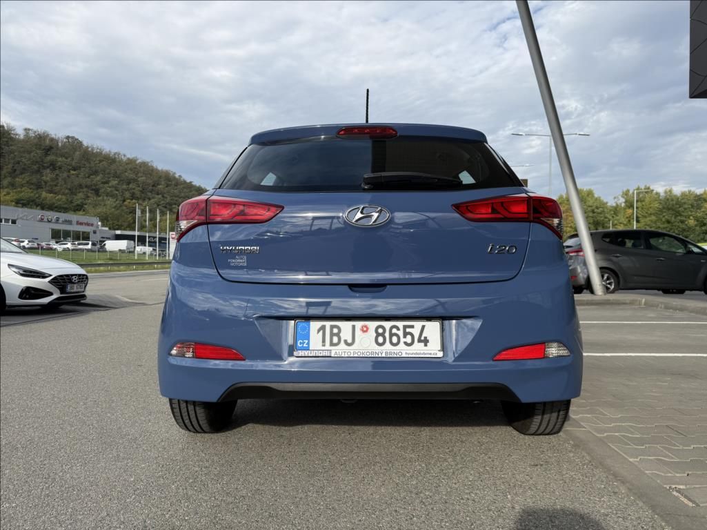 Hyundai i20, 1,2 i  Family+ Club - fotka 6