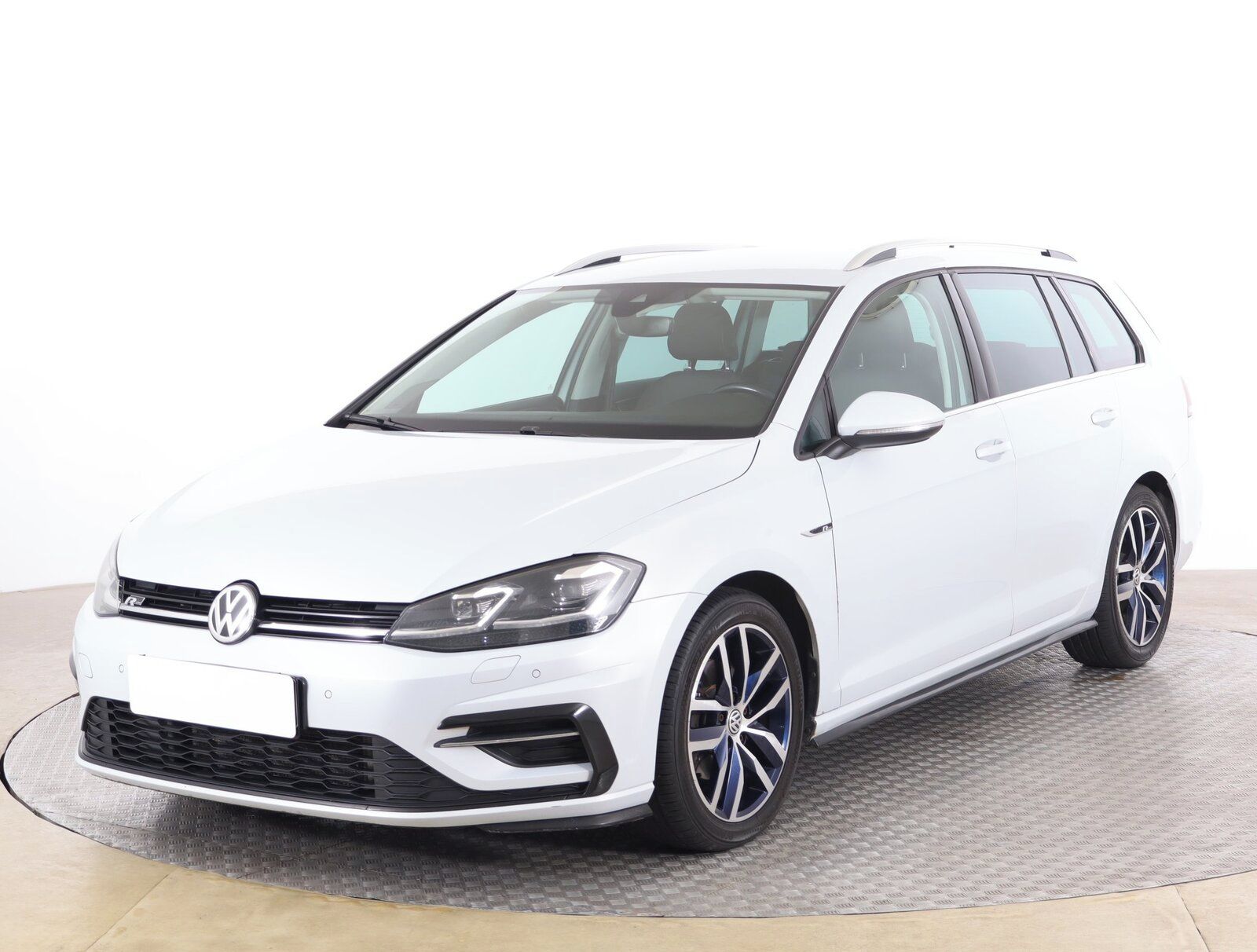 Volkswagen Golf, 2.0 TDI, R-Line, Automat - fotka 2