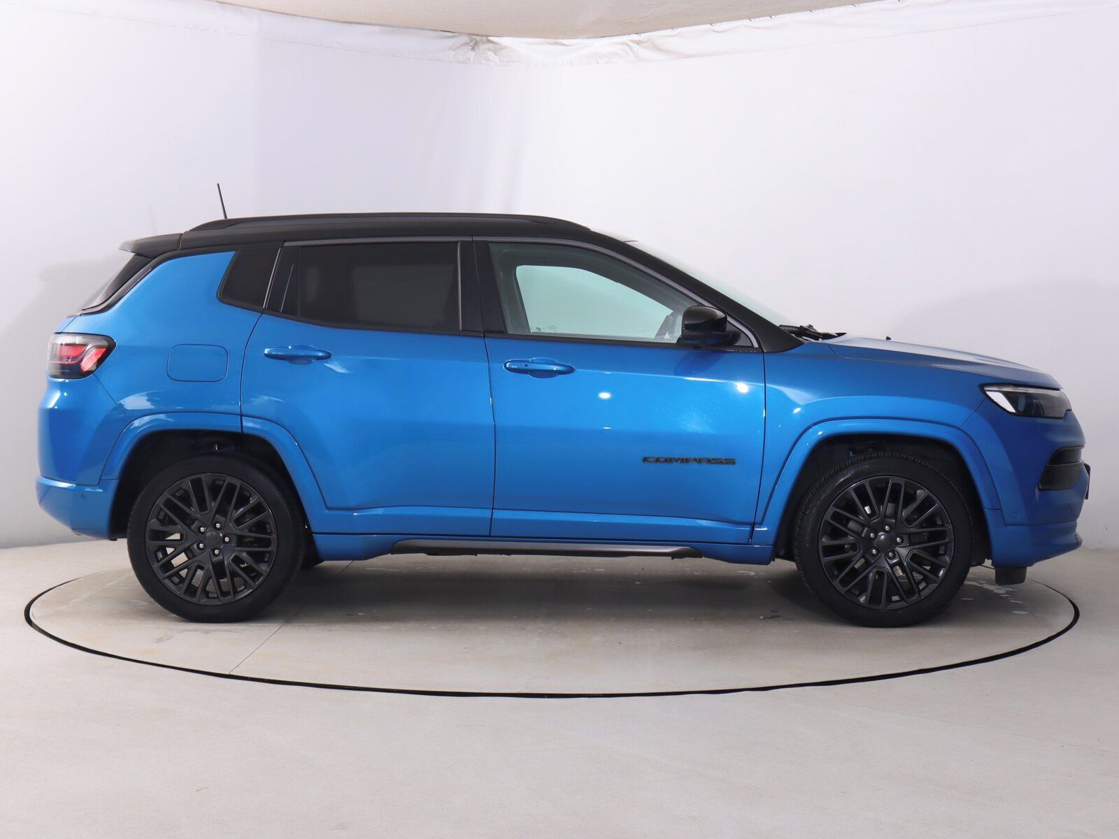 Jeep Compass, 1.3 T-GDI, Automat, Serv.kniha - fotka 6