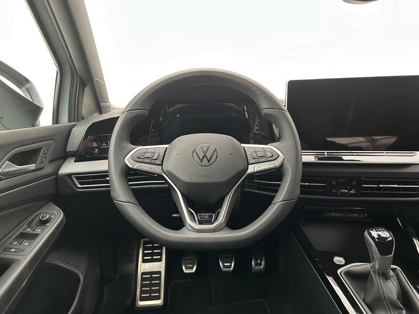 Volkswagen Golf, 1.5TSI 110kW R-Line - fotka 5