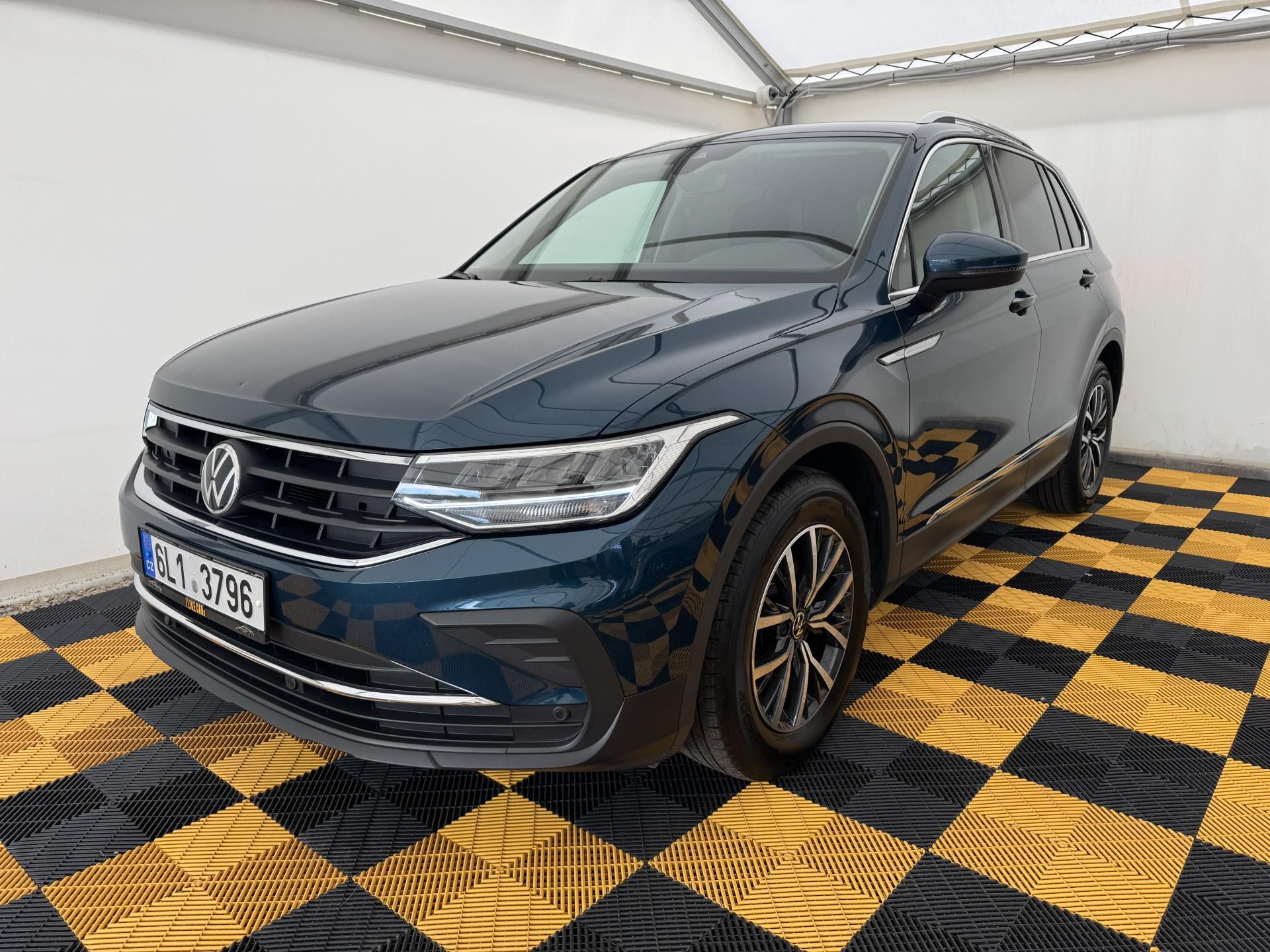 Volkswagen Tiguan, 1.5Tsi*CZ*1-MAJ*LED*ACC* - fotka 2