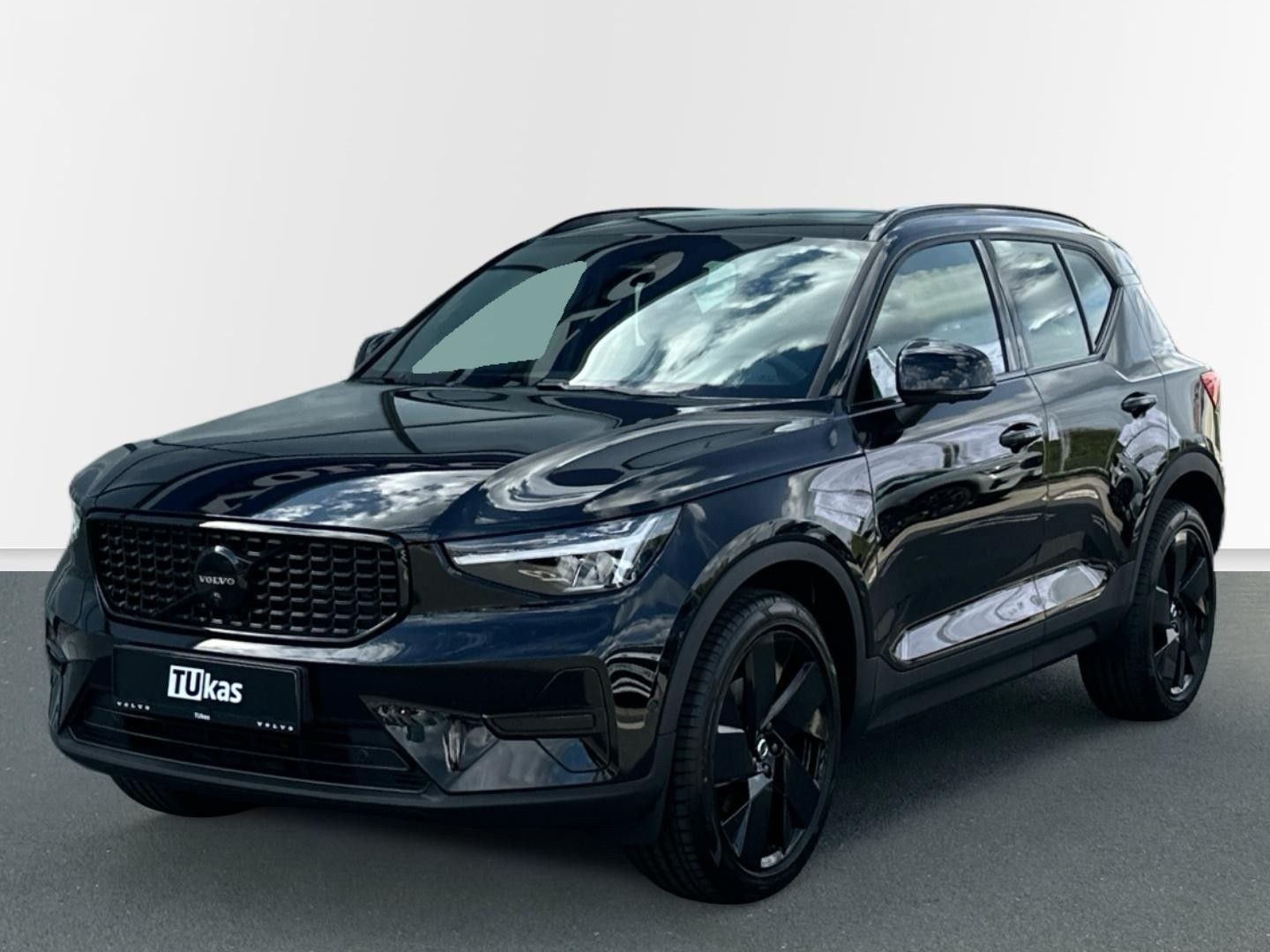 Volvo XC40, 2.0B3 120kW ULTRA BLACK EDITIO