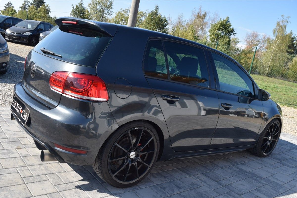 Volkswagen Golf, 2,0 GTI 6 PO SERVISE AUTOMAT - fotka 6