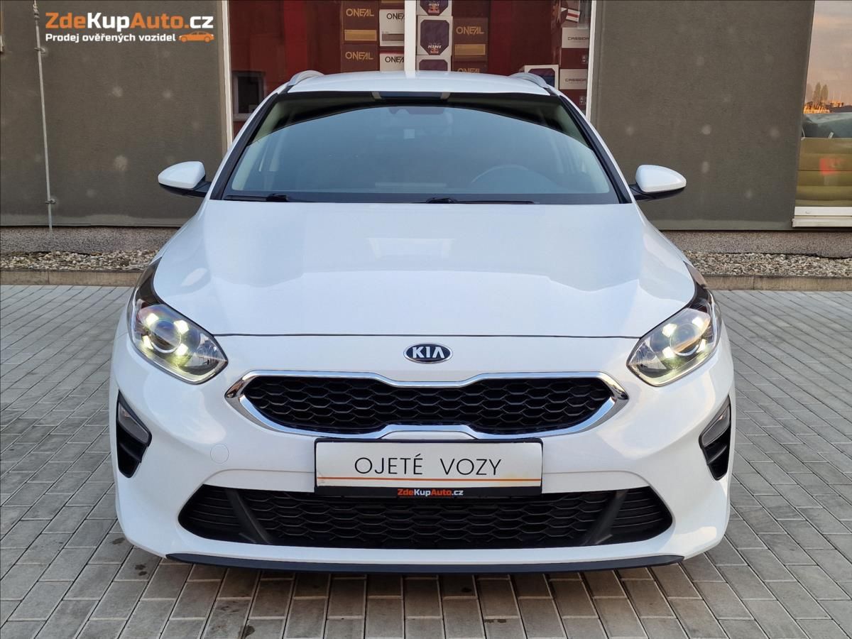 Kia Cee´d, 1.6CRDi 100kW Fresh SW,1.Maj. - fotka 4