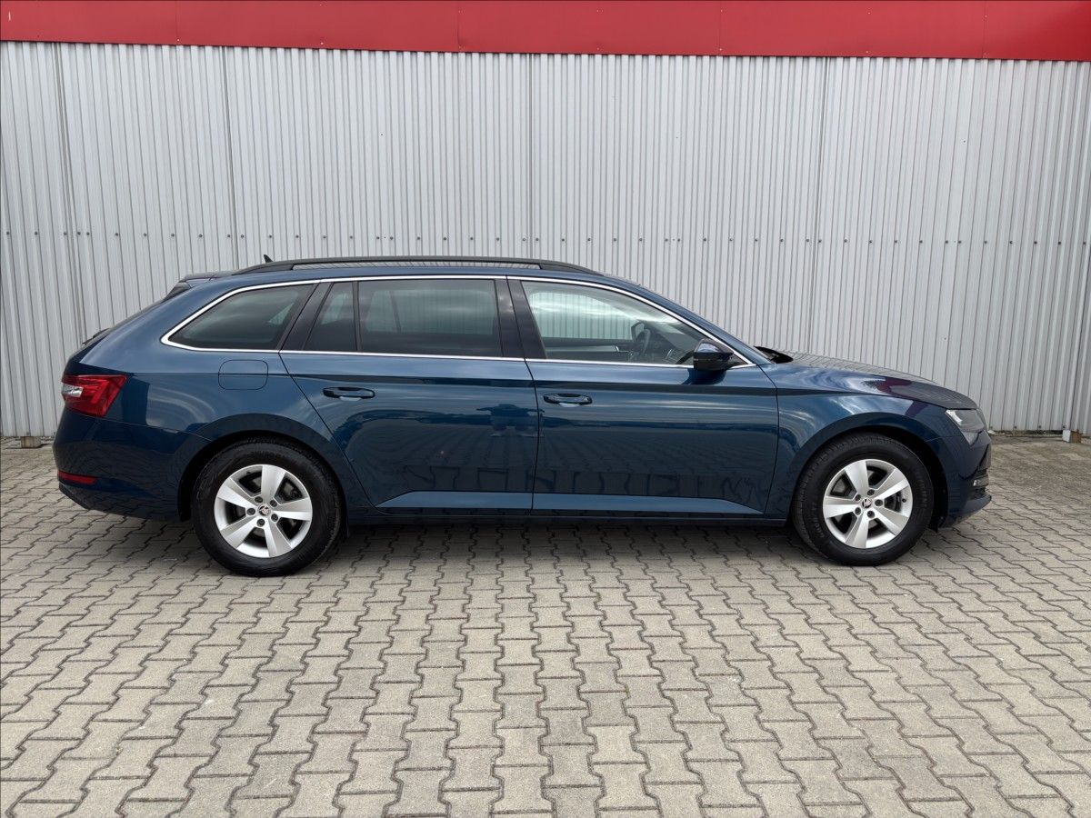 Škoda Superb, III Combi 2.0 TDi Style Navi - fotka 6
